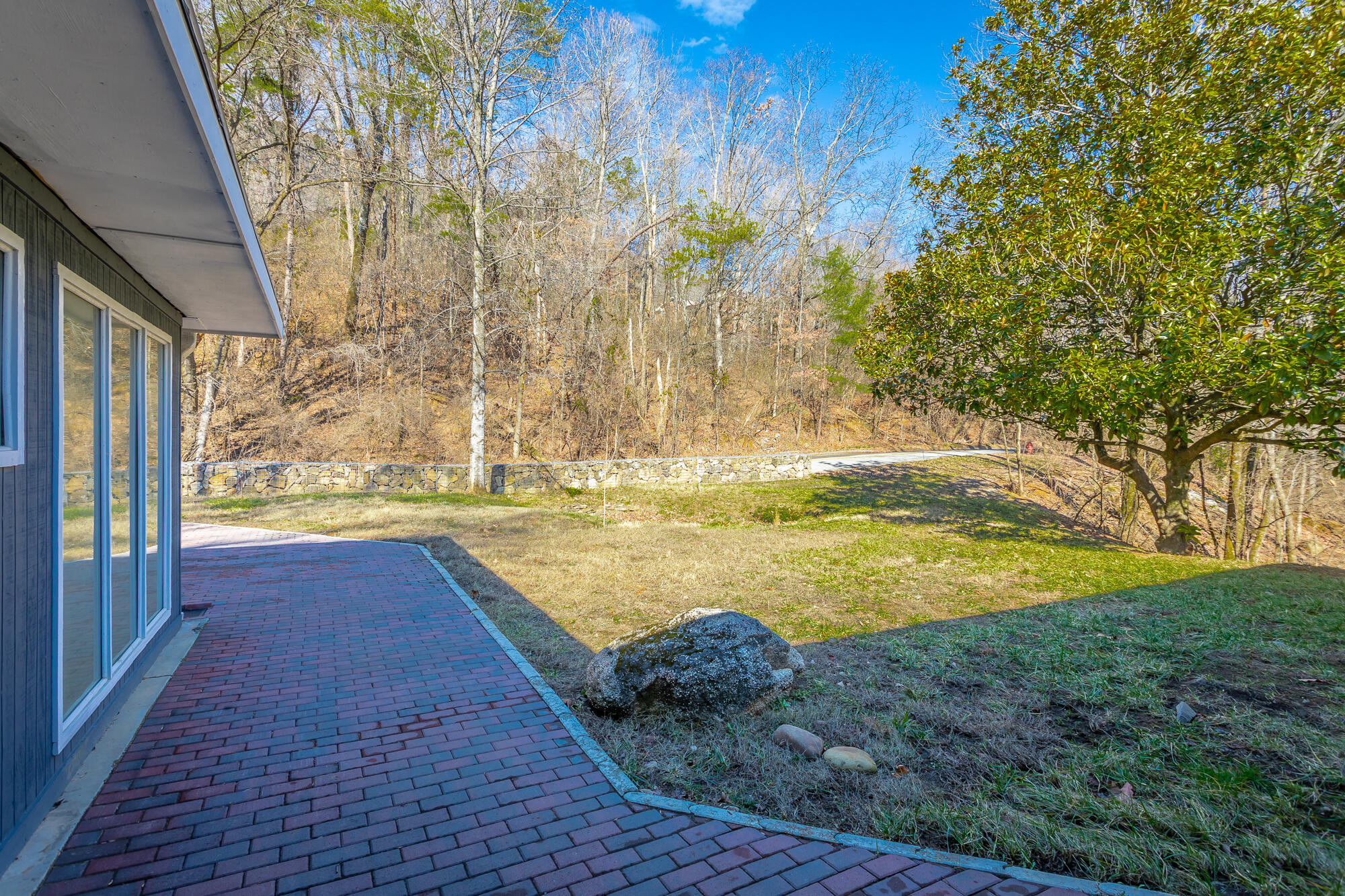 1038 Balmoral Drive