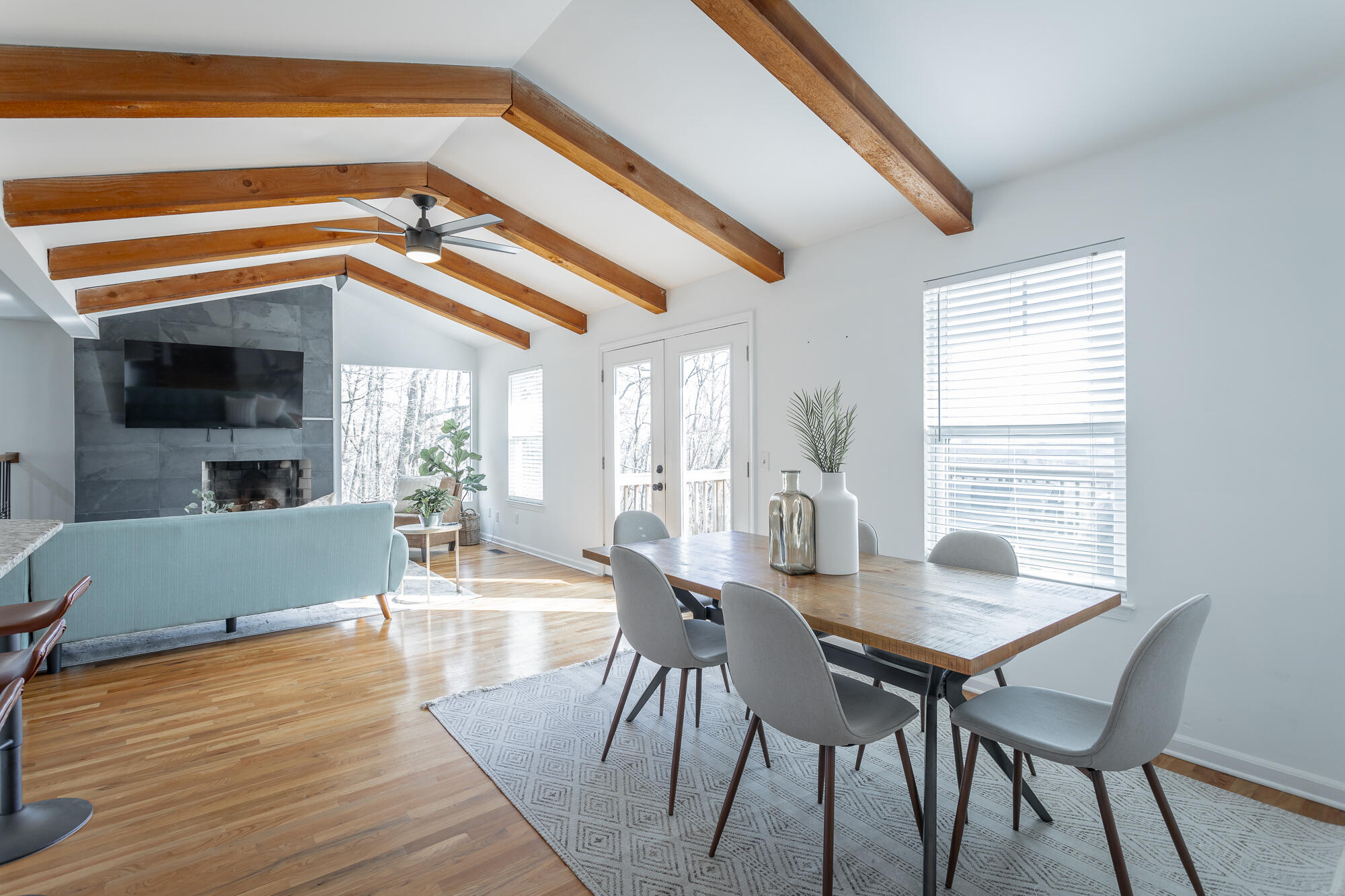 1038 Balmoral Drive