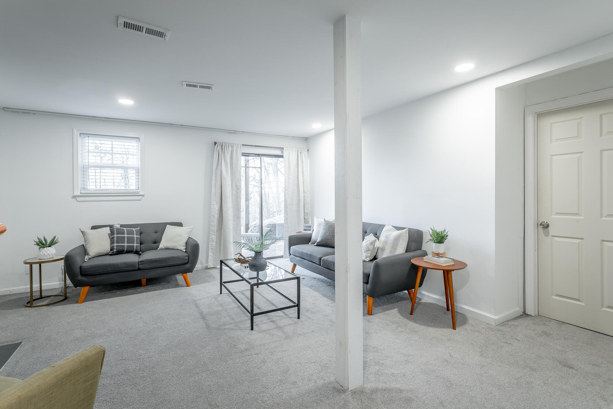1038 Balmoral Drive