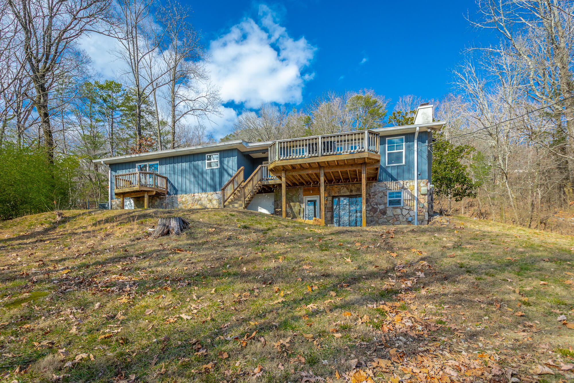 1038 Balmoral Drive