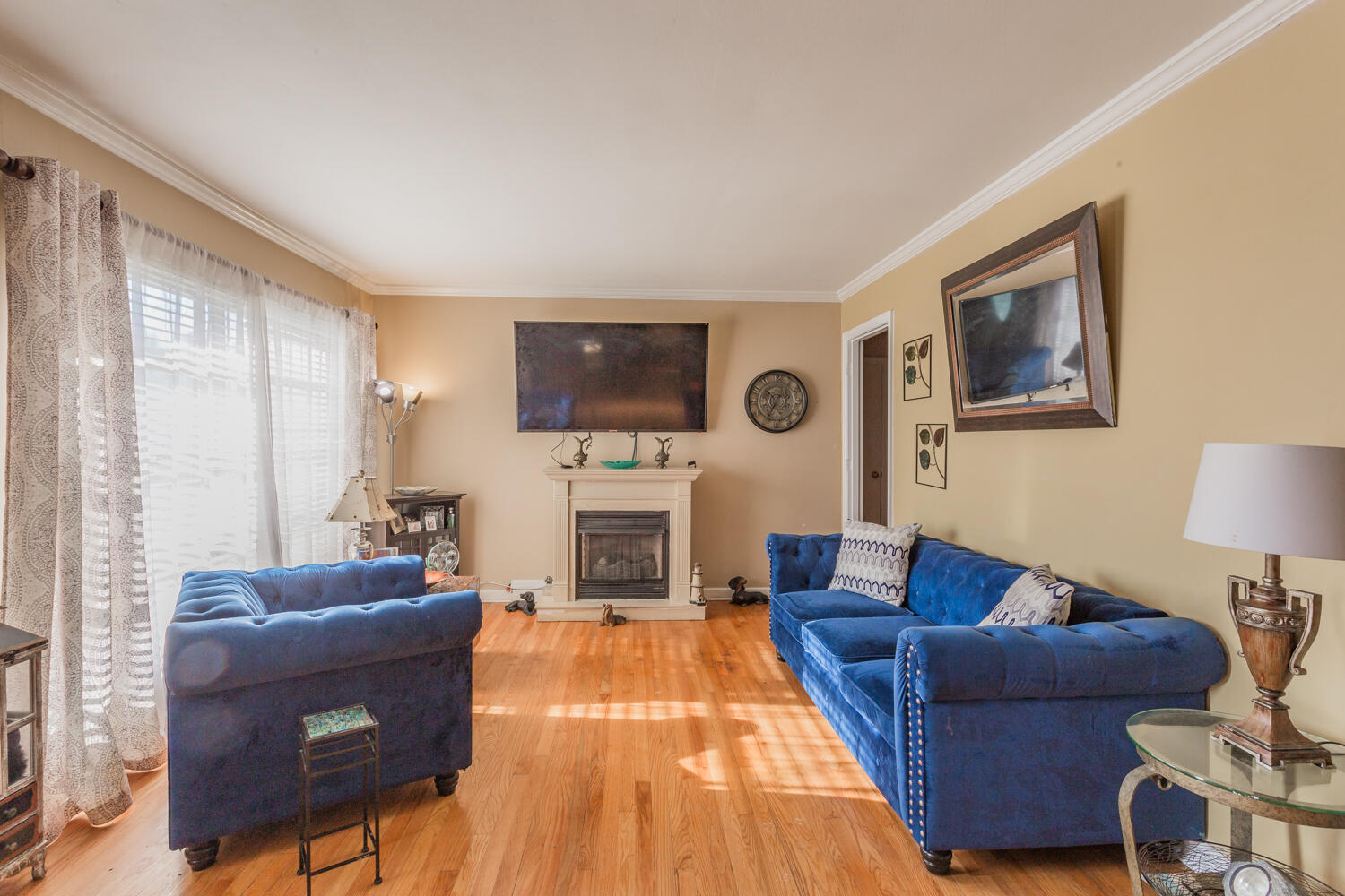 919 Belvoir Ave