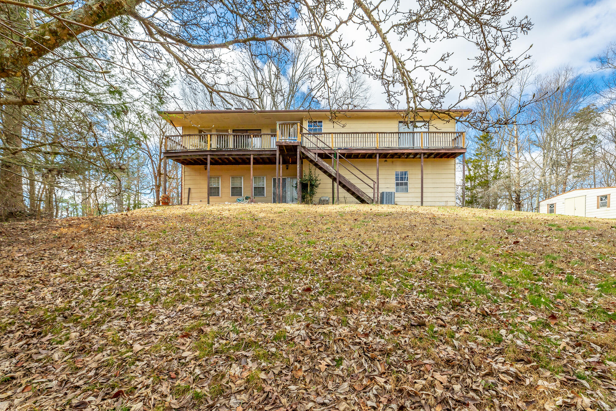 10025 Sunny Lane
