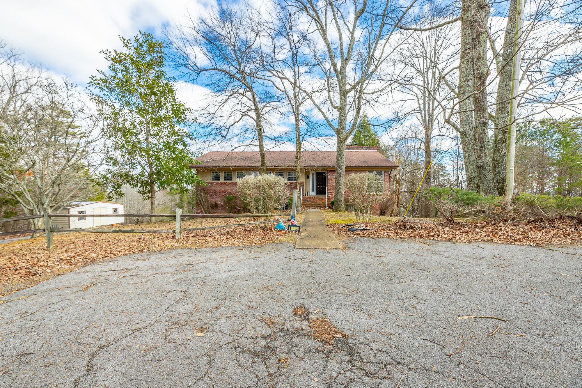 10025 Sunny Lane