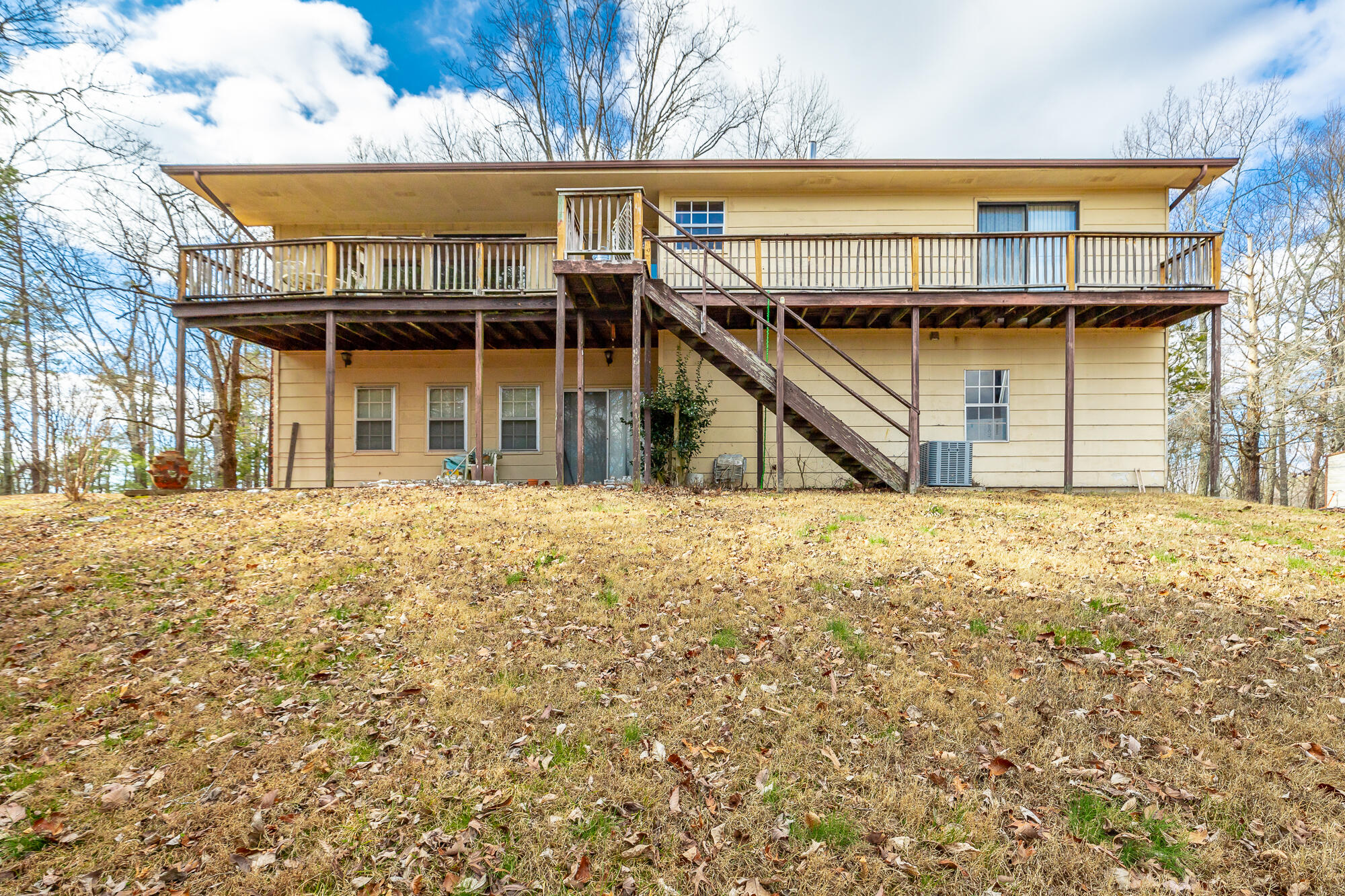10025 Sunny Lane