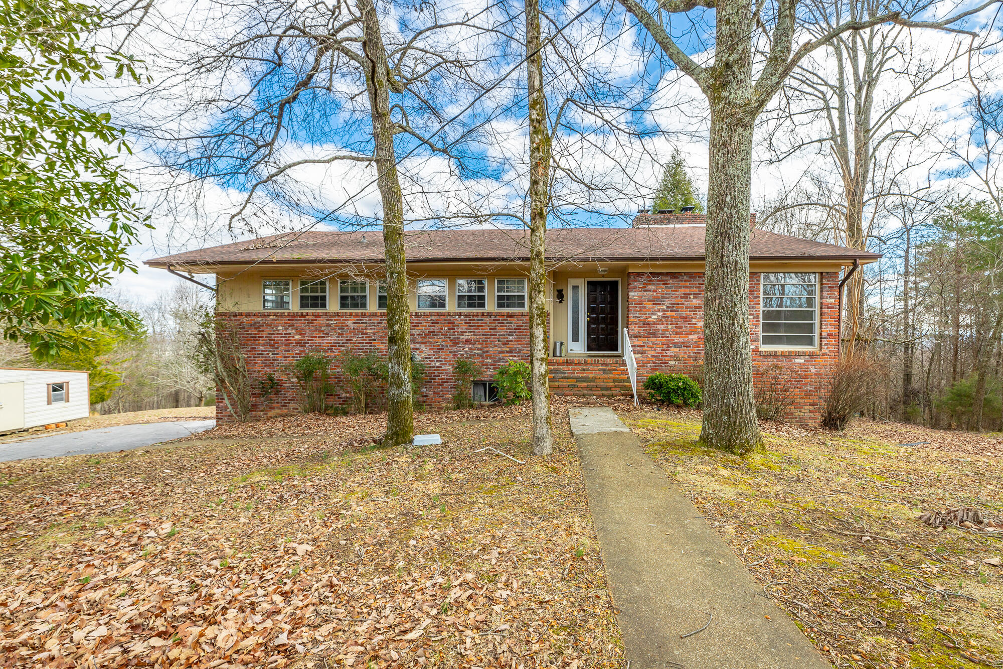 10025 Sunny Lane
