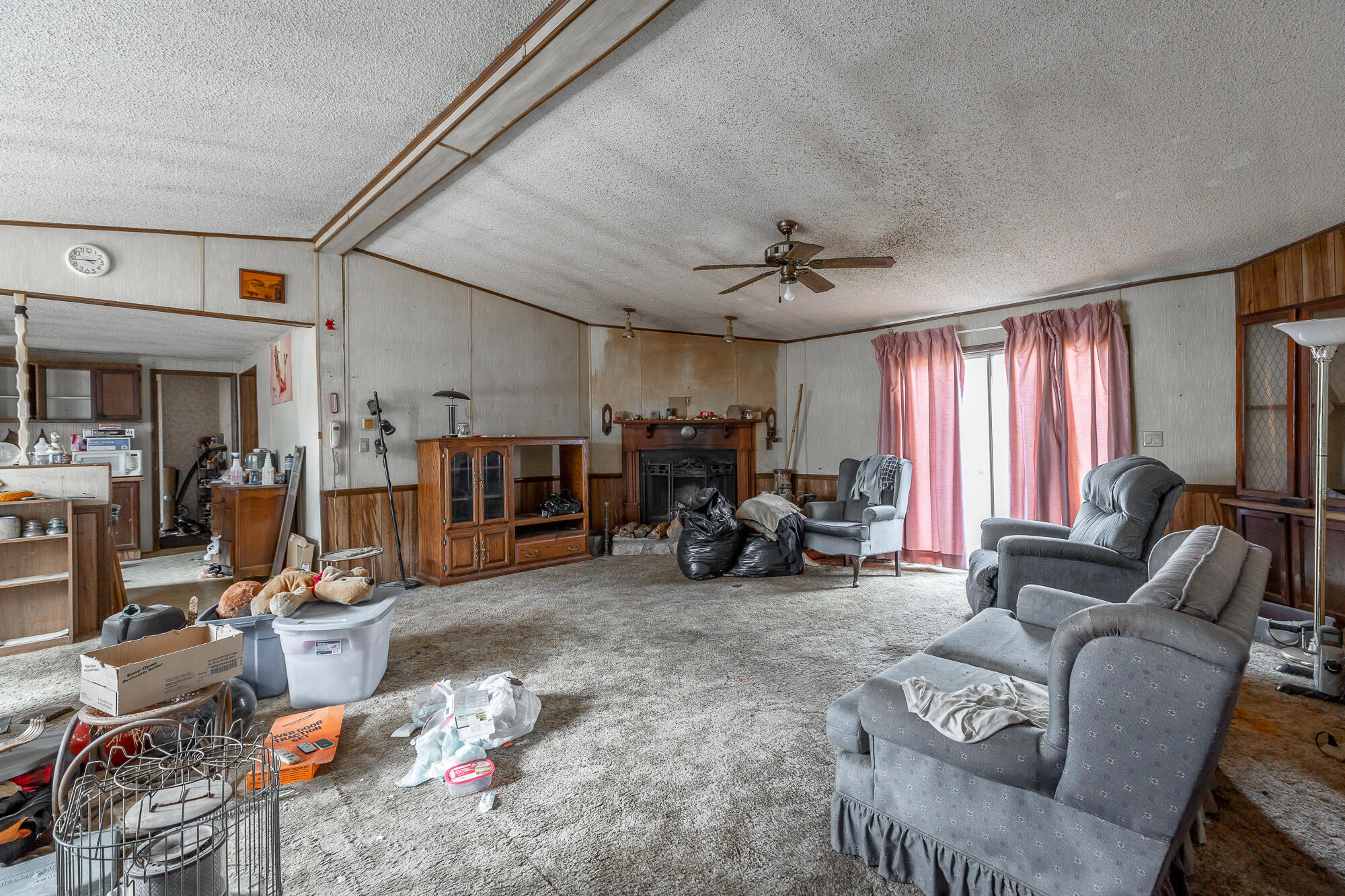 10009 Sunny Lane