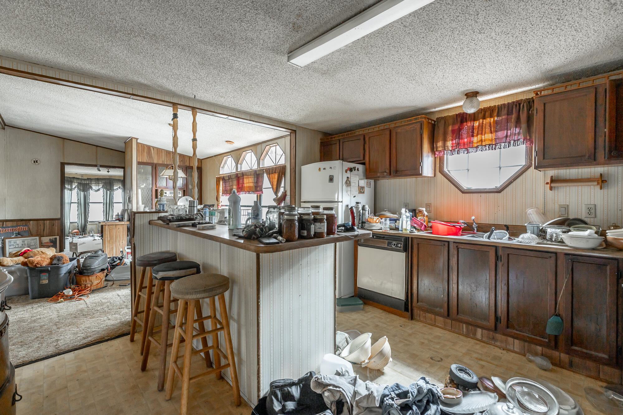 10009 Sunny Lane