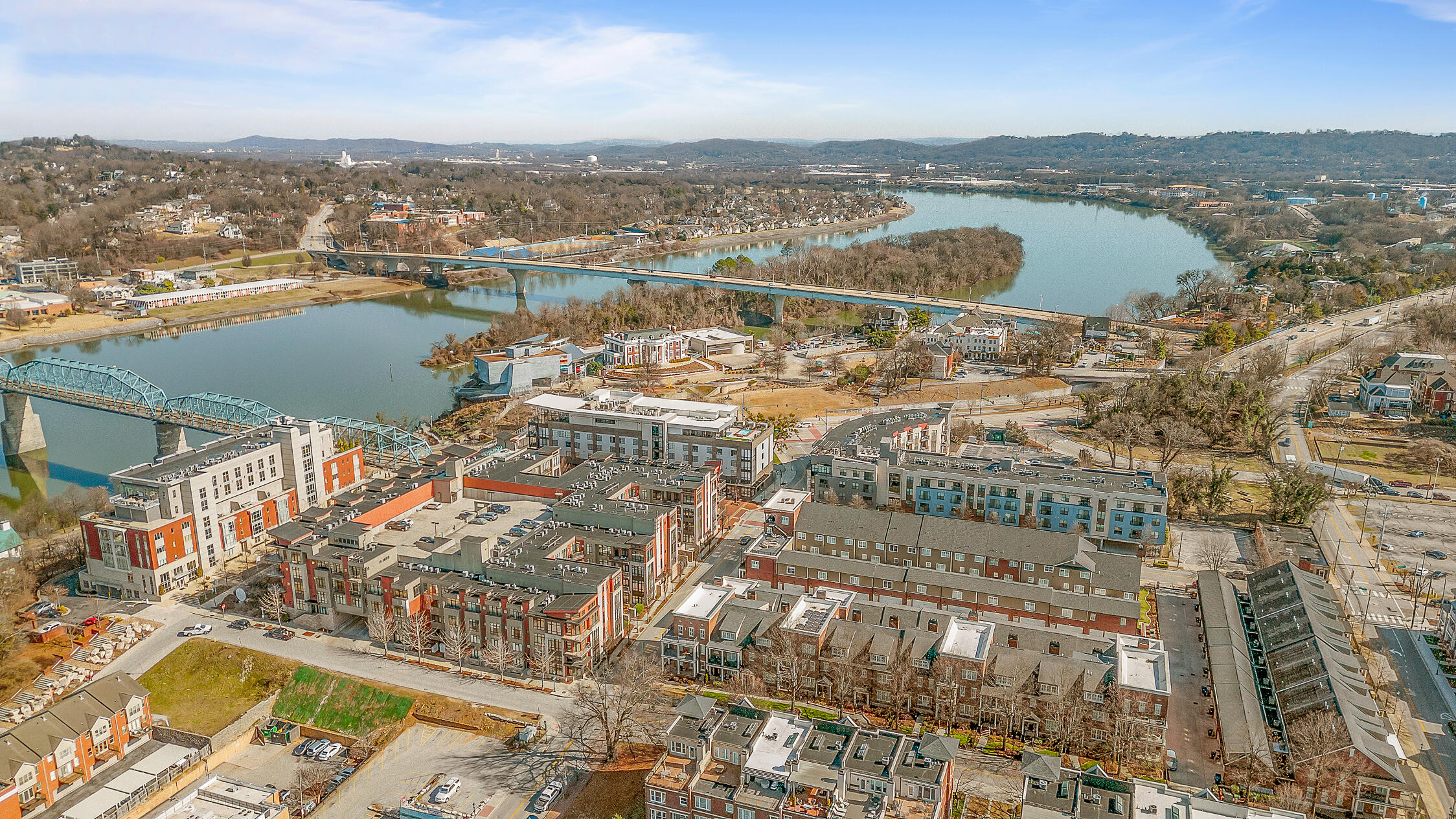 129 Walnut Street, Unit 116