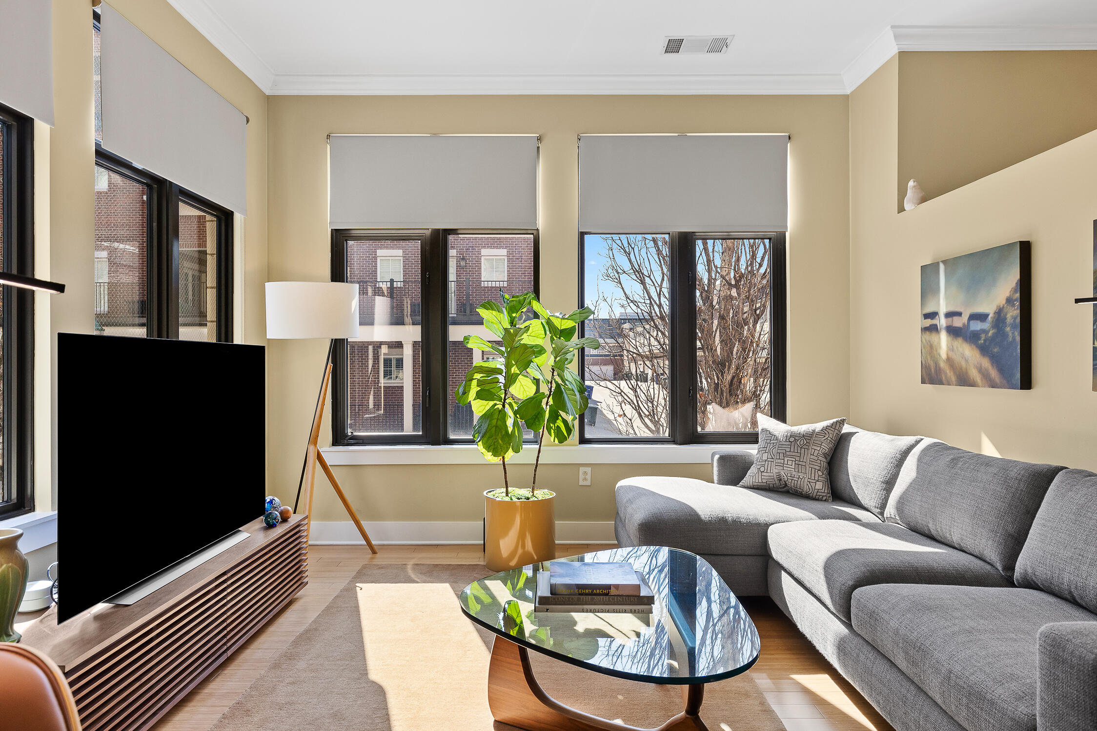 129 Walnut Street, Unit 116