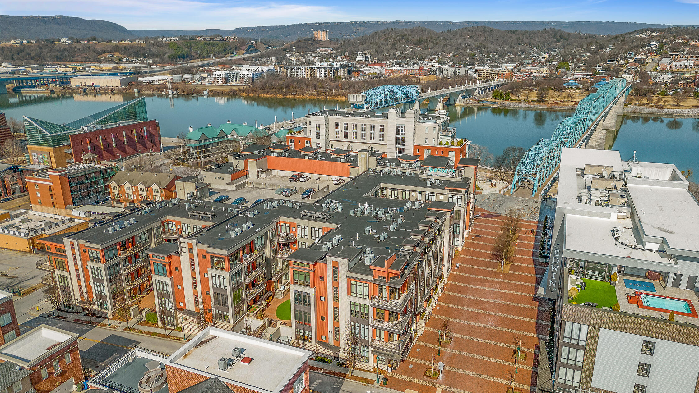 129 Walnut Street, Unit 116