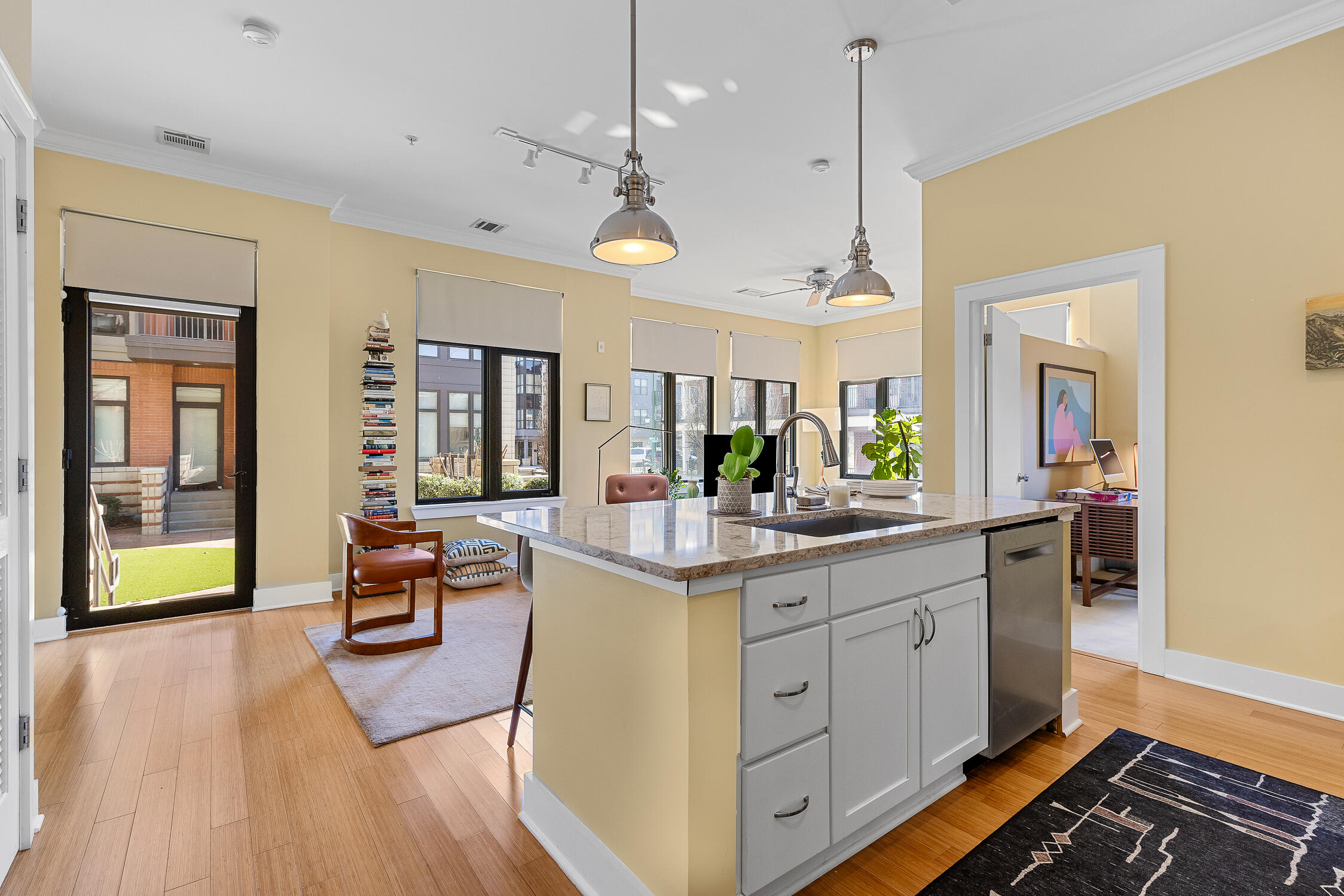 129 Walnut Street, Unit 116