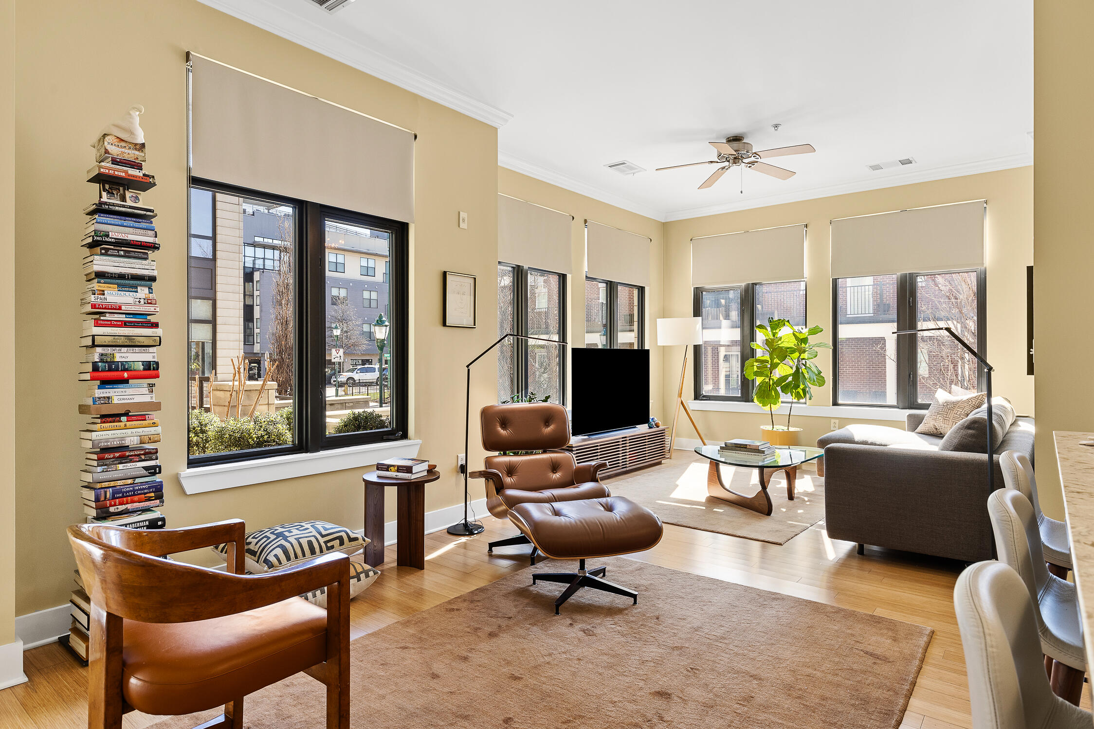 129 Walnut Street, Unit 116