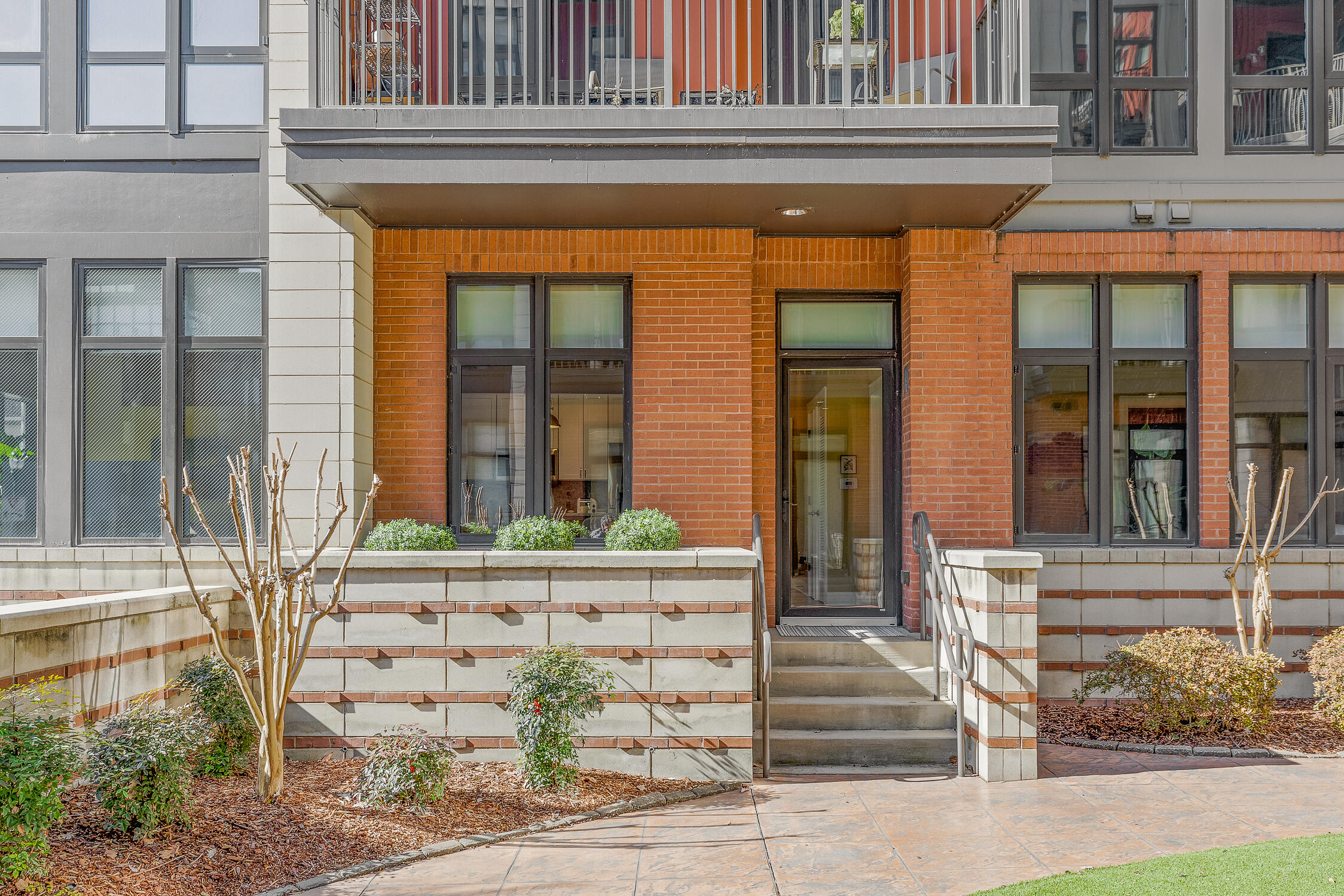 129 Walnut Street, Unit 116