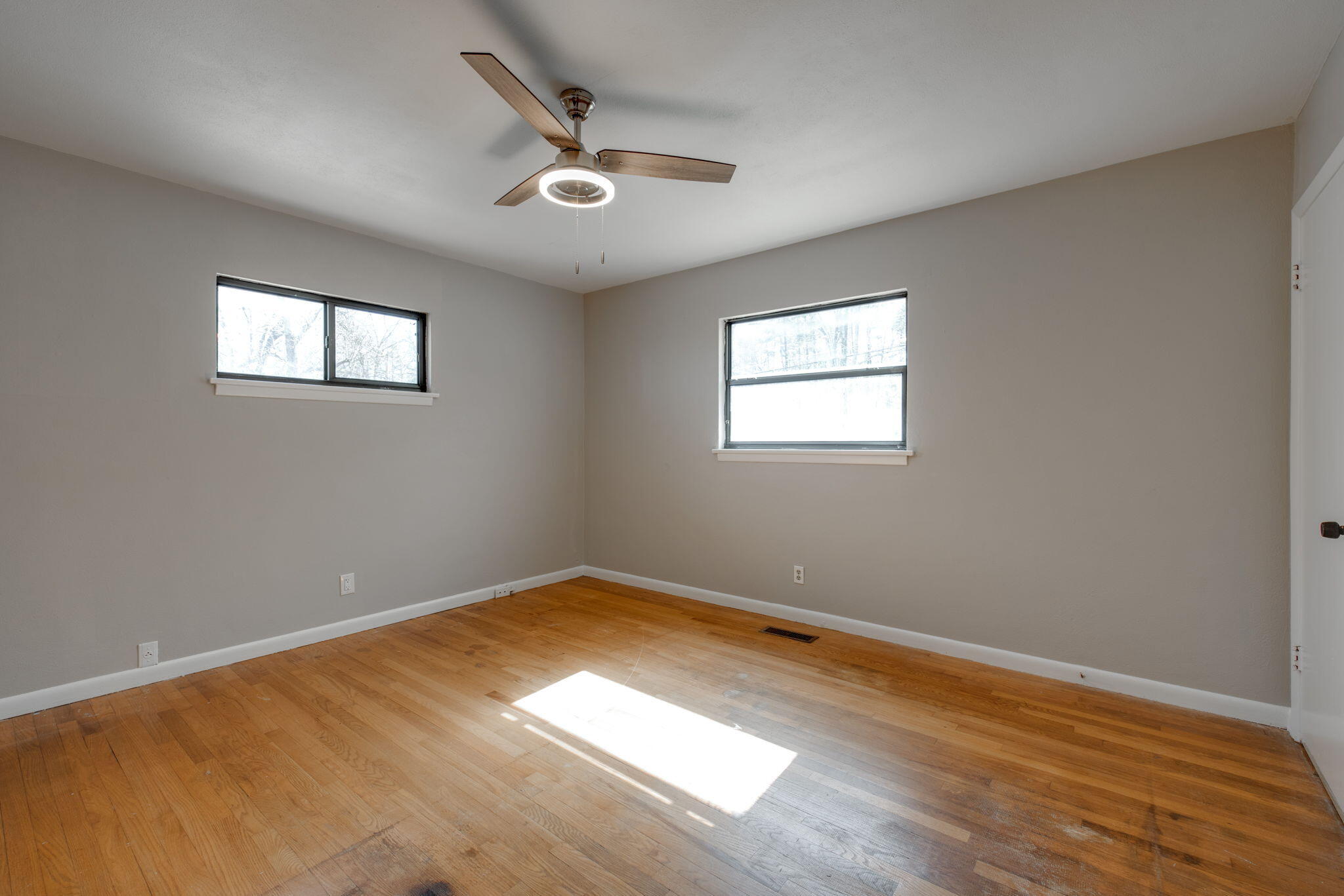 1115 Clermont Drive