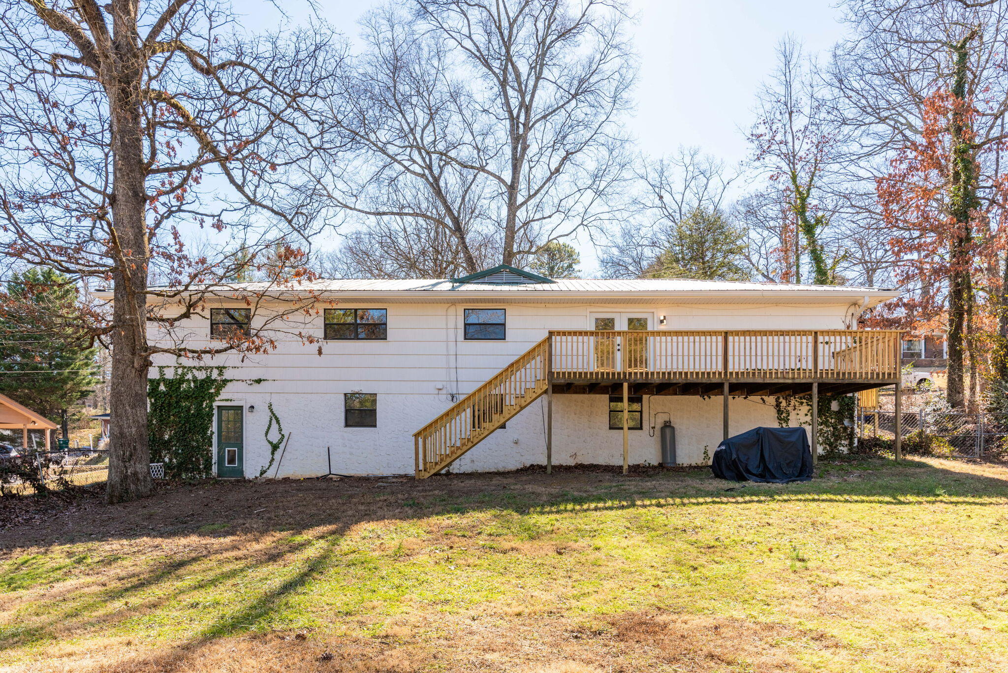 1115 Clermont Drive
