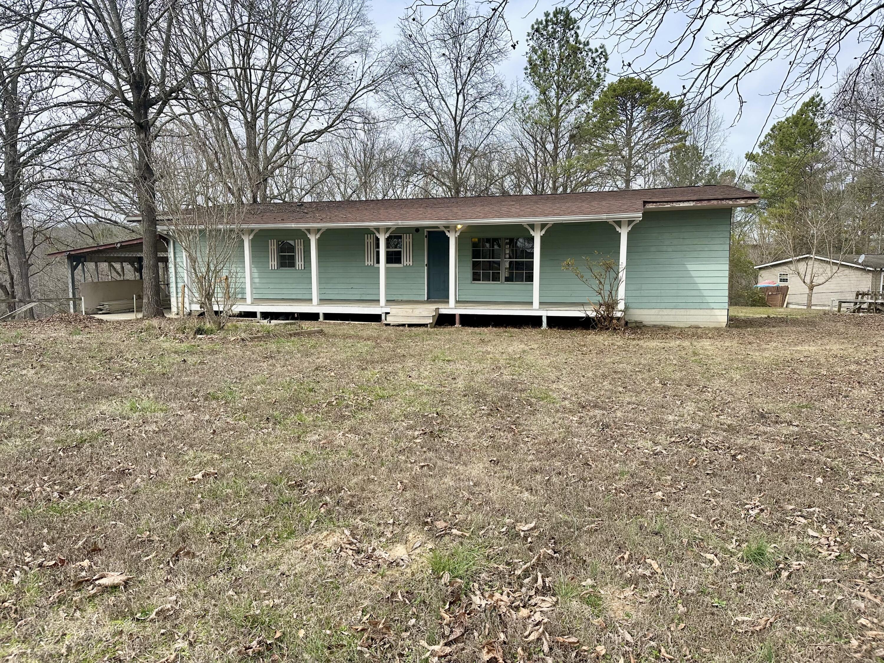 1213 Roach Hollow Rd
