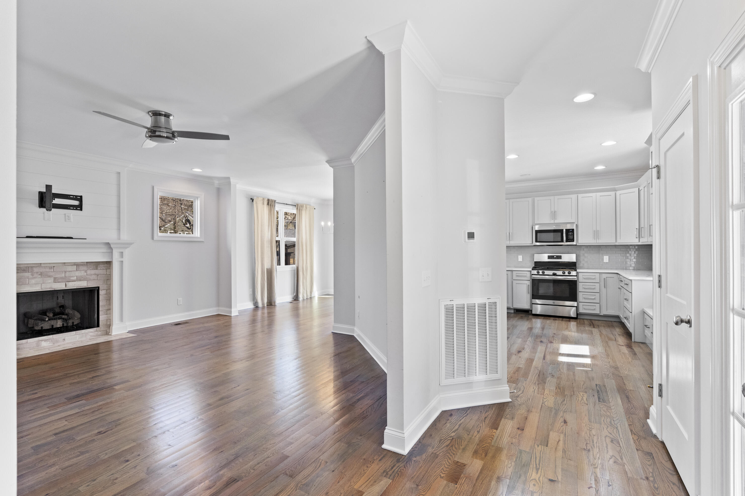 311 E Midvale Avenue