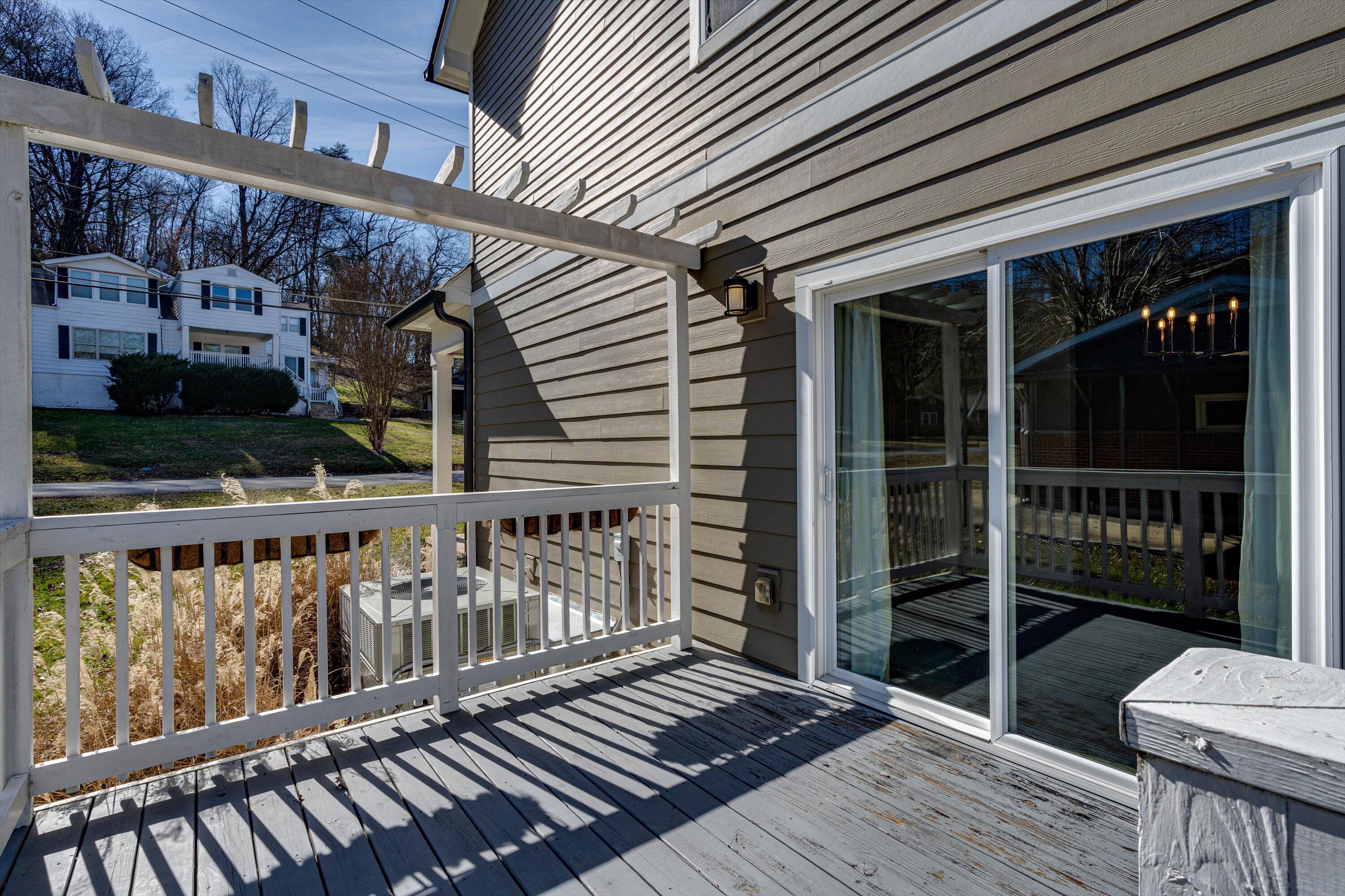 311 E Midvale Avenue