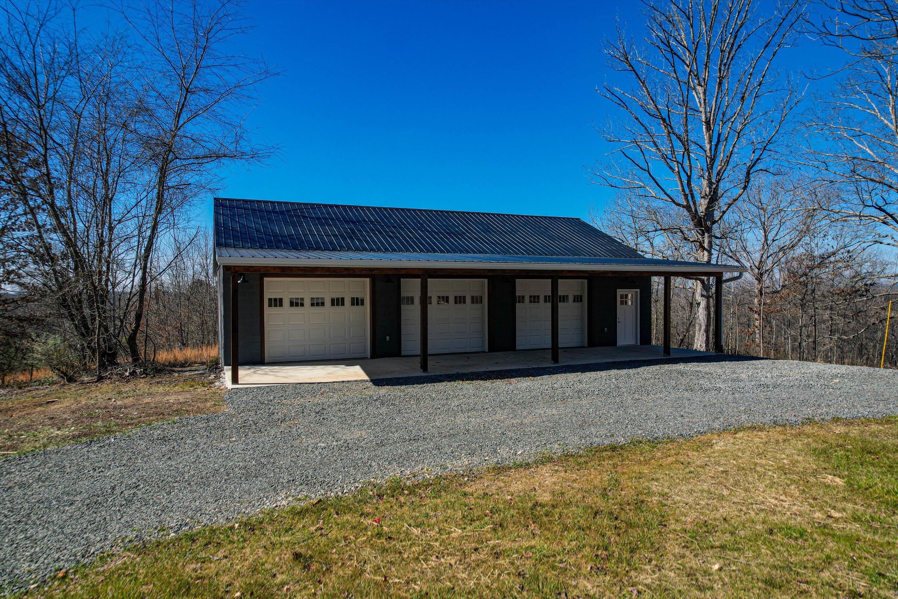 325 County Road 525
