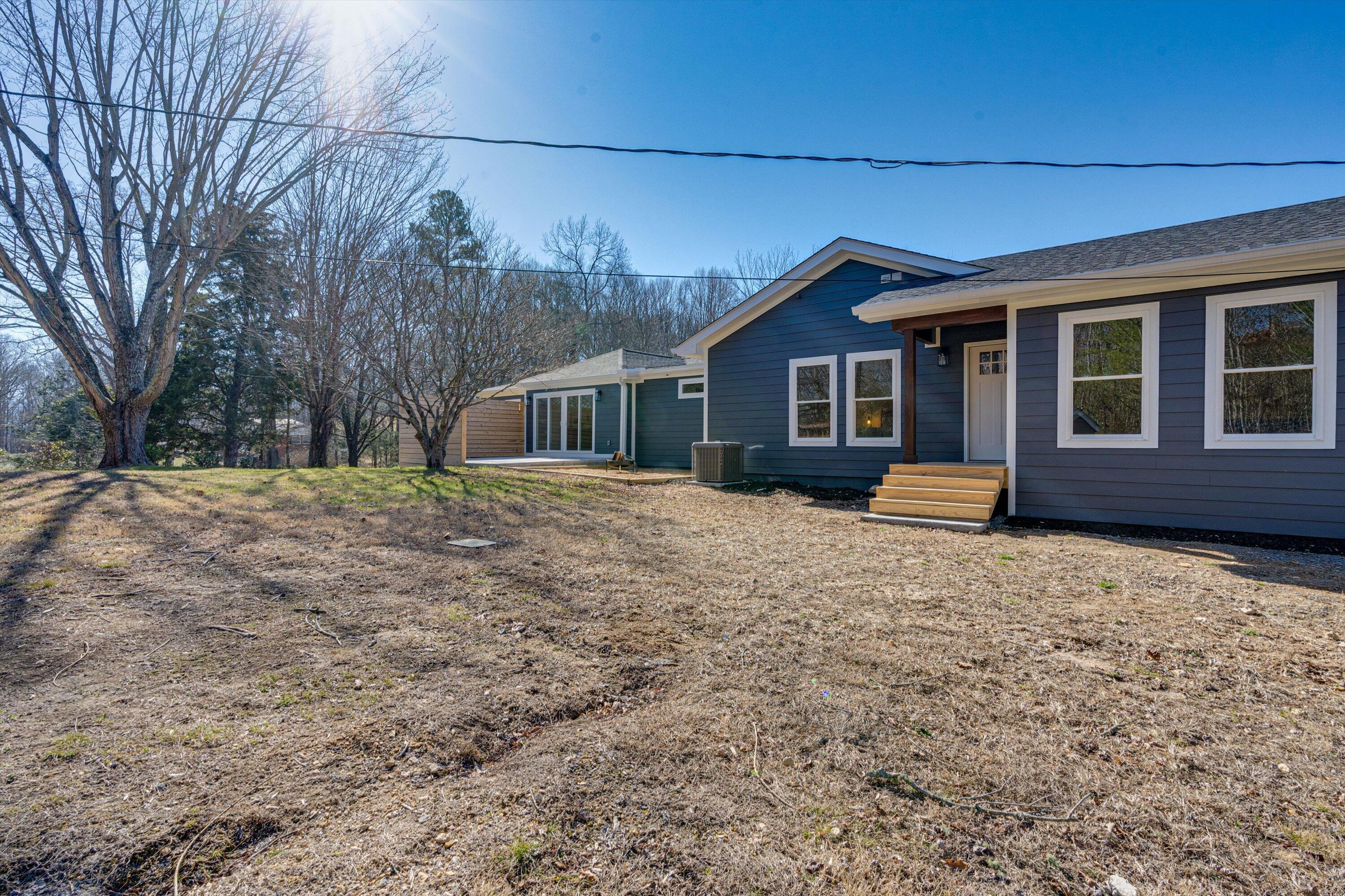 325 County Road 525