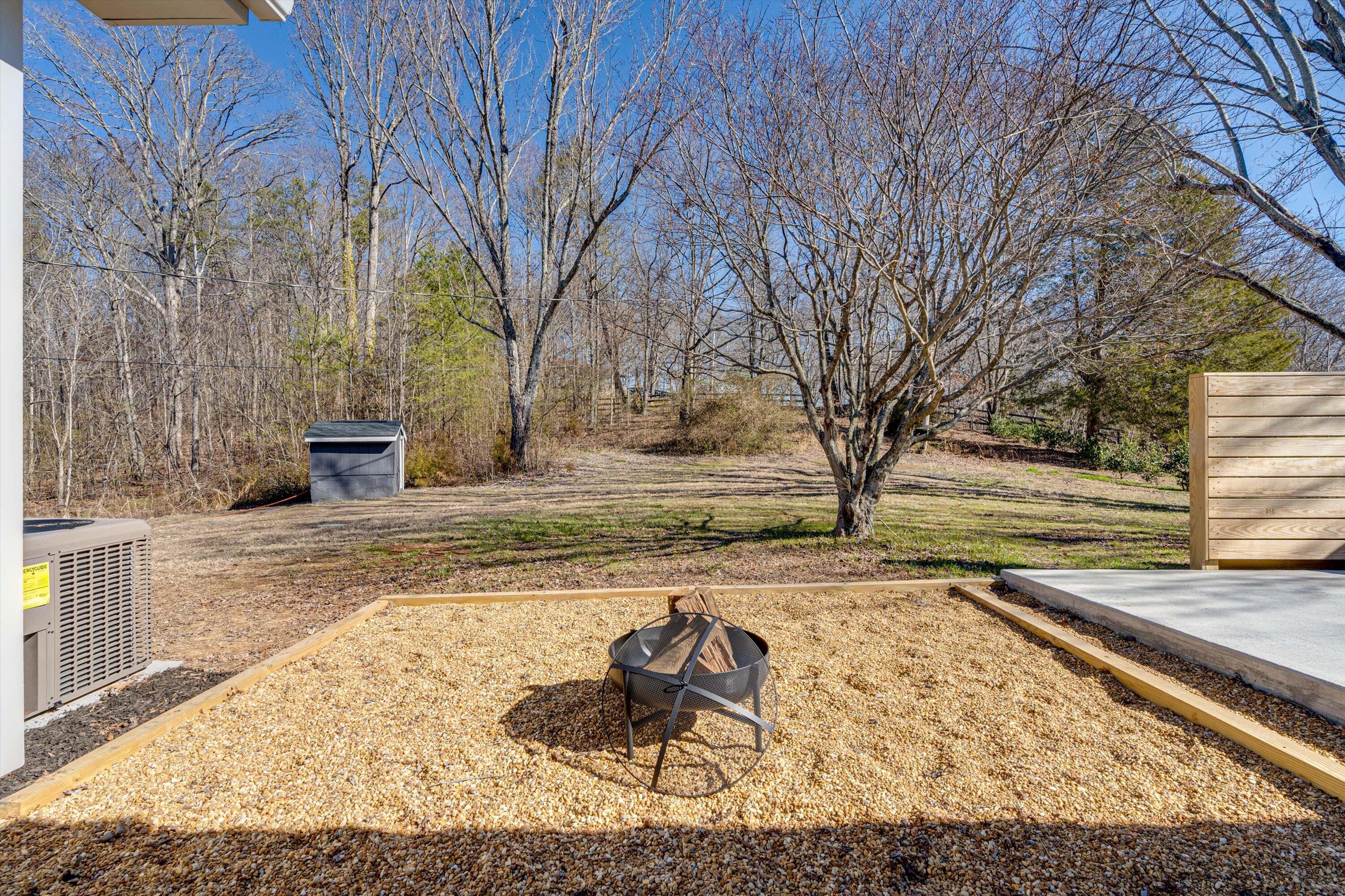 325 County Road 525