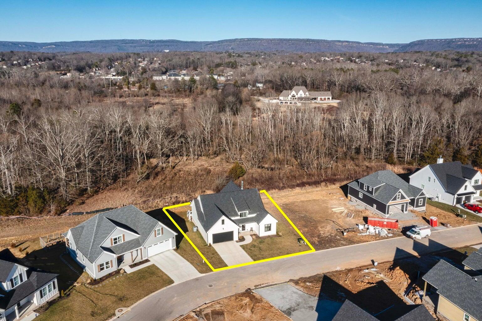 7353 Paxton Cir
