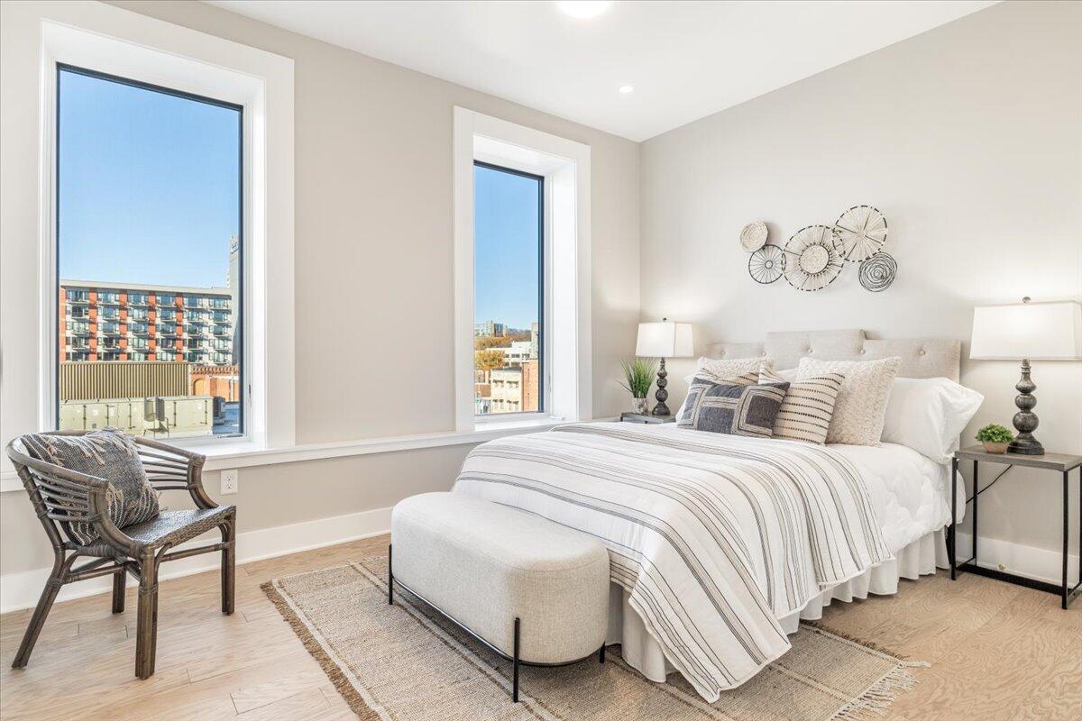 707 Georgia Avenue, #301