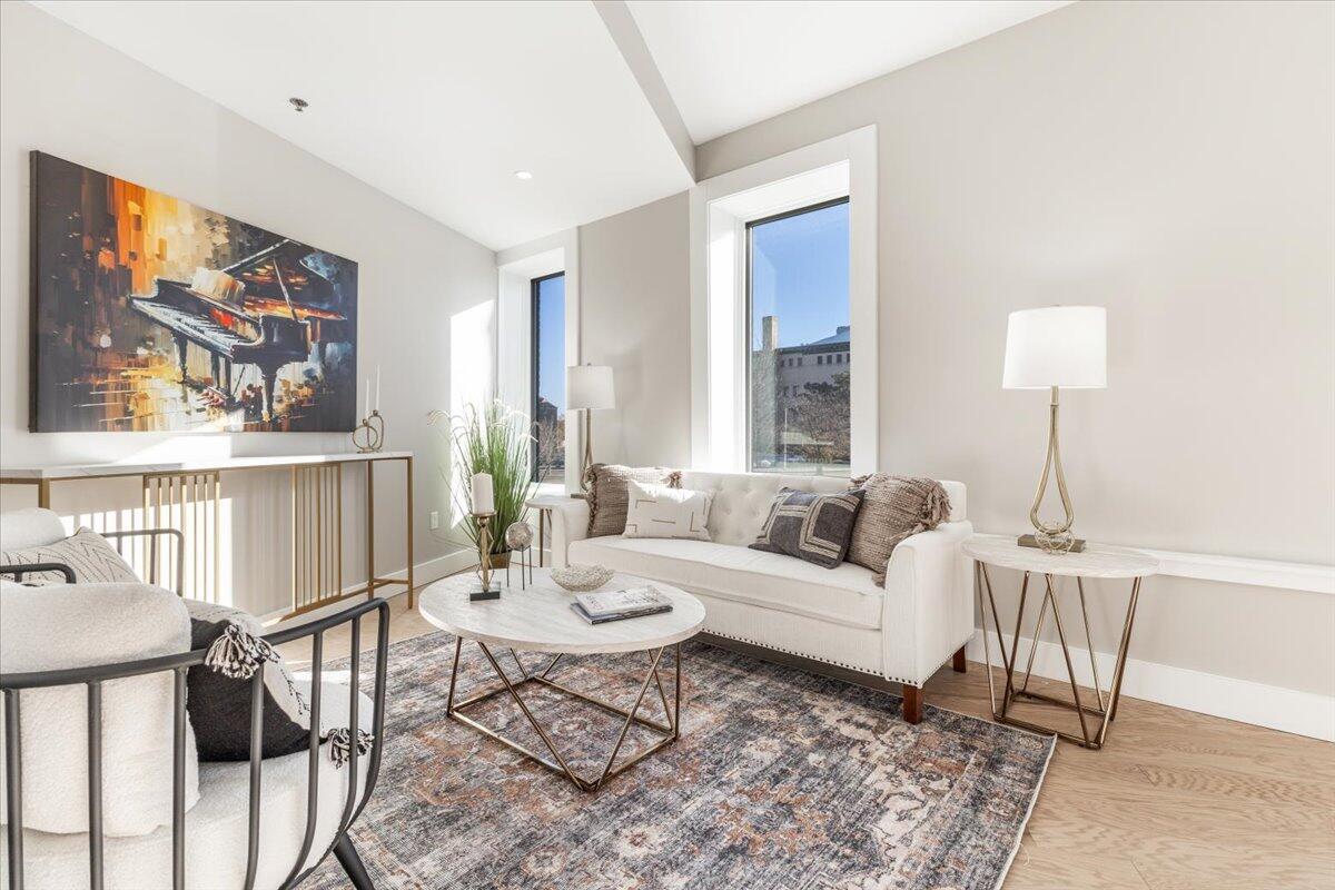 707 Georgia Avenue, #301
