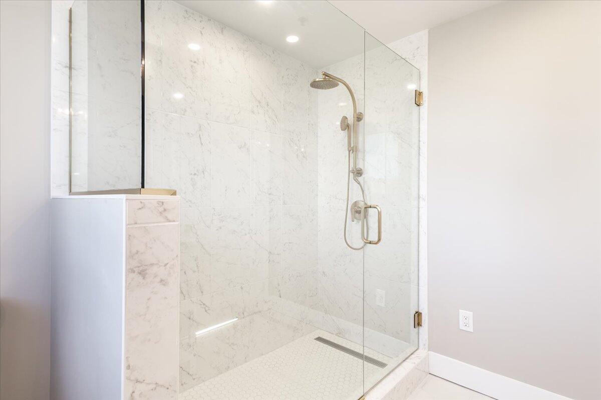707 Georgia Avenue, #301