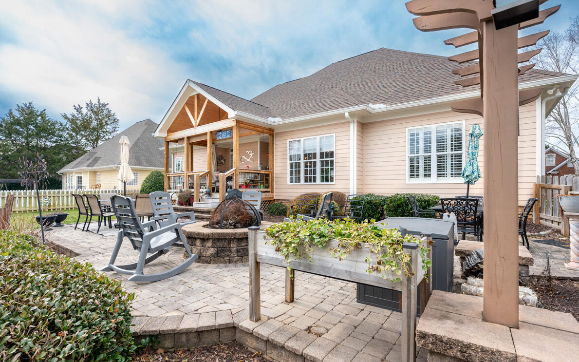 1151 Norfolk Green Circle