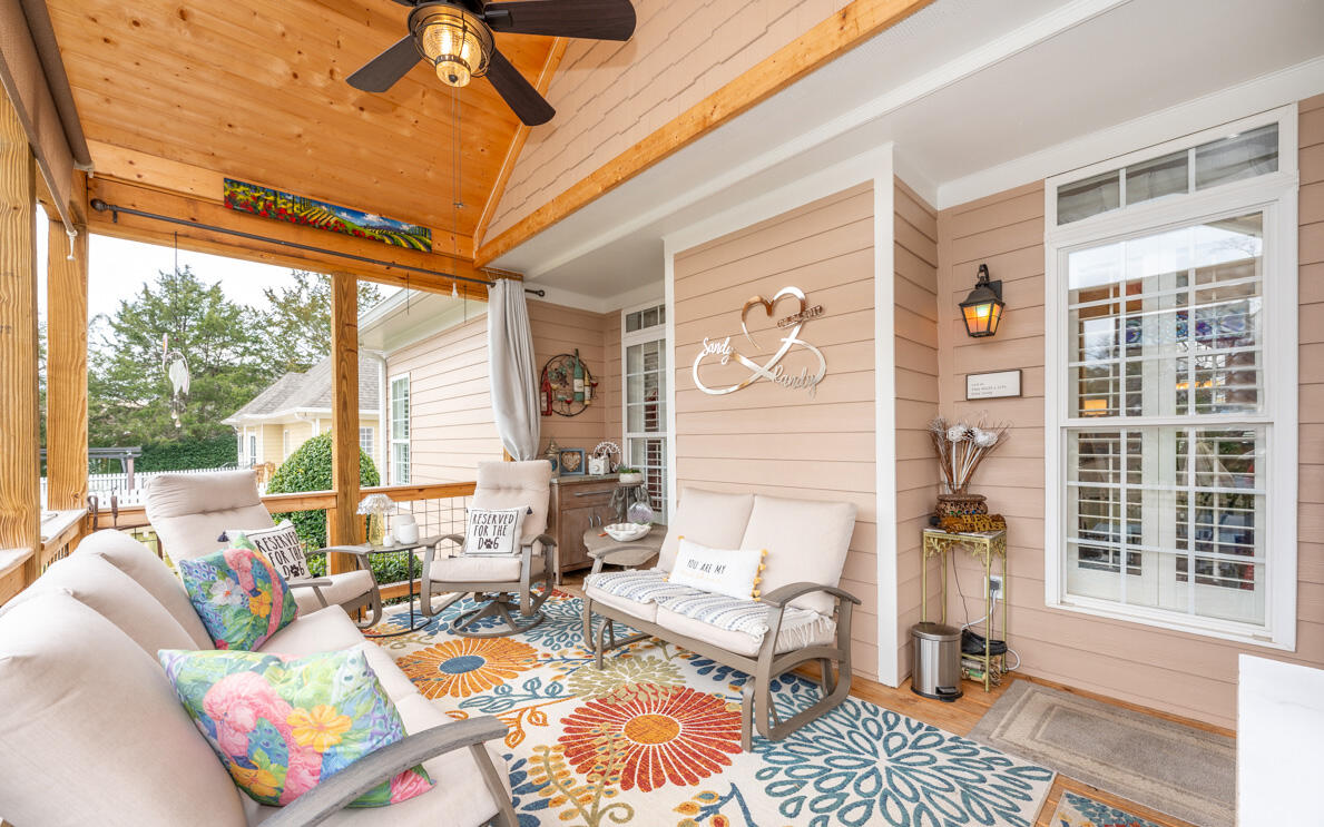 1151 Norfolk Green Circle