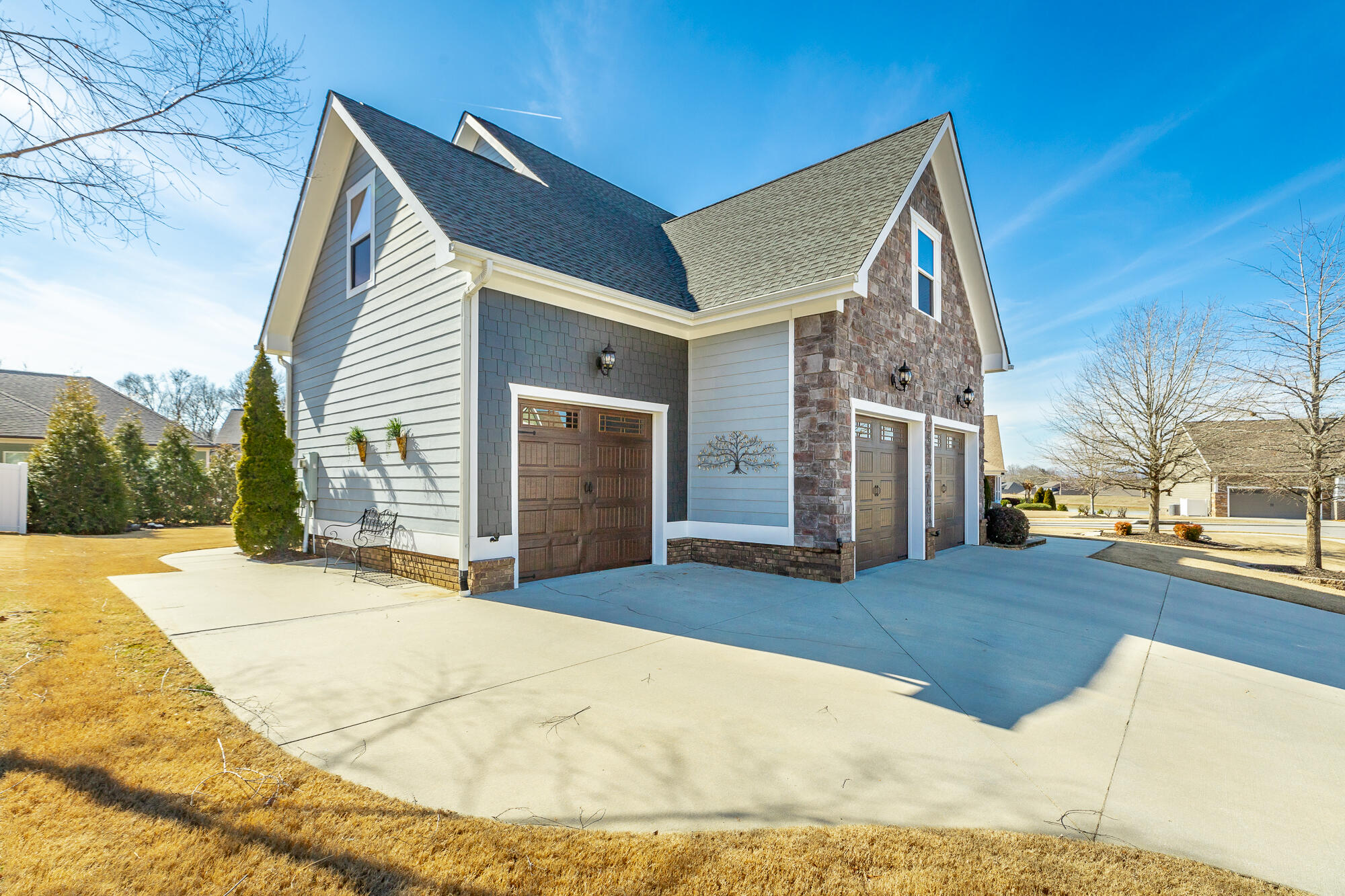 8539 Deer Run Circle