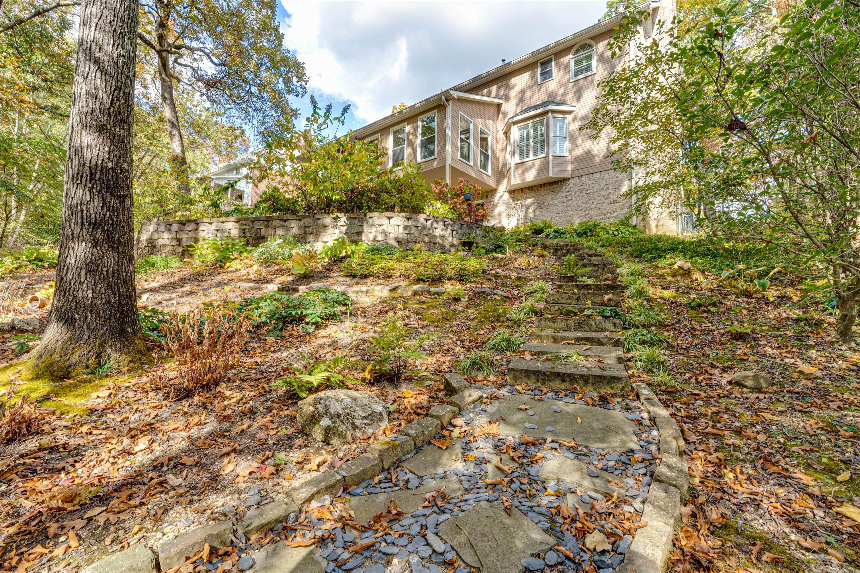 9510 Misty Mountain Trail