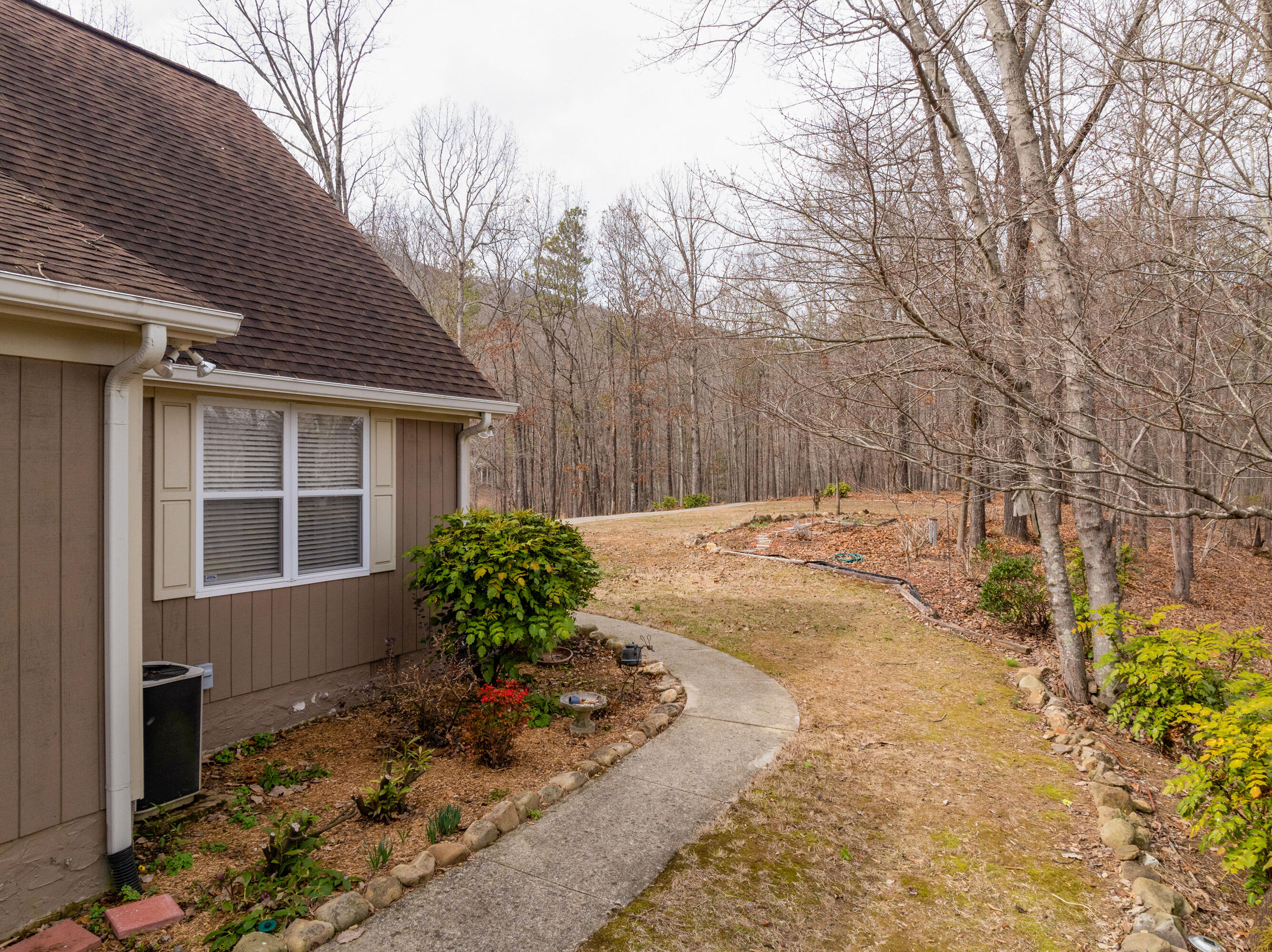 3840 Elder Gap Pl