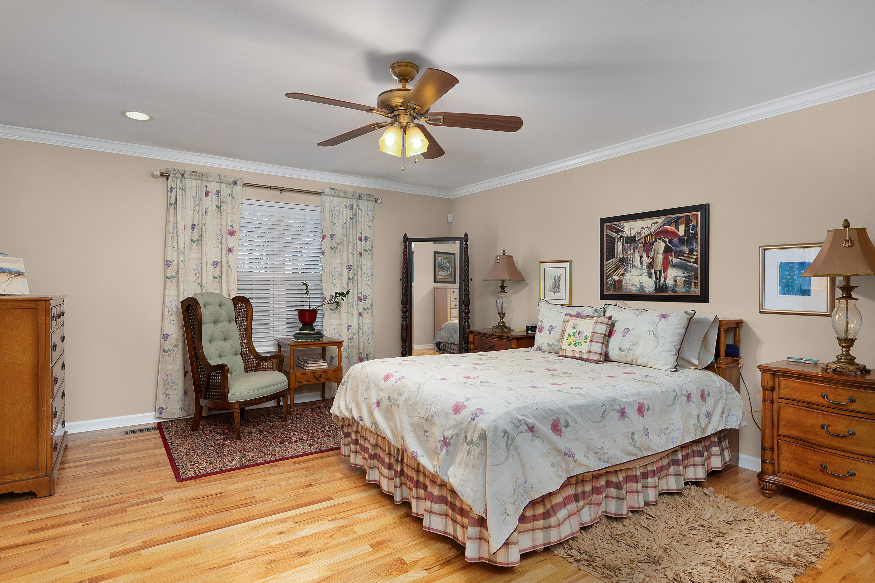 3840 Elder Gap Pl