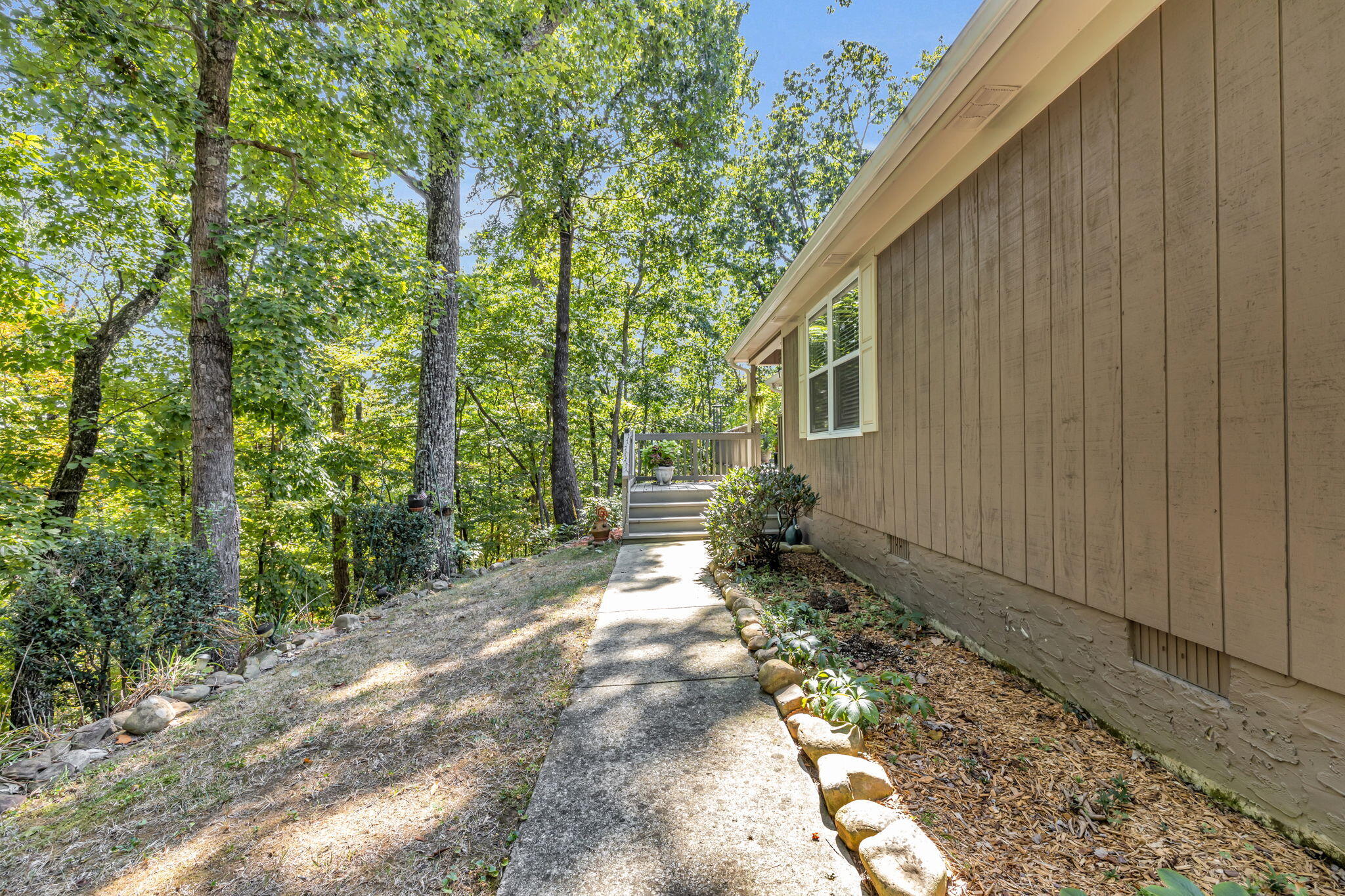 3840 Elder Gap Pl