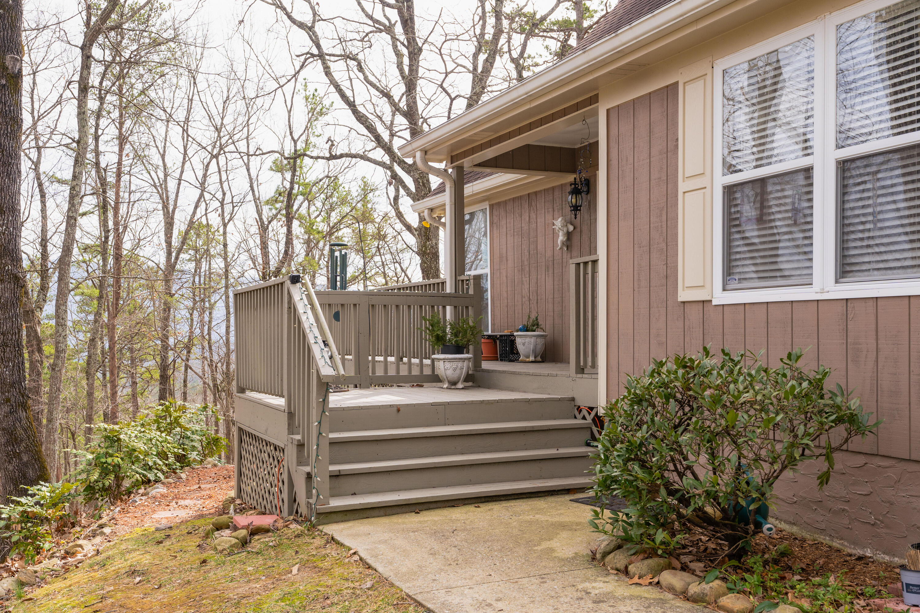 3840 Elder Gap Pl