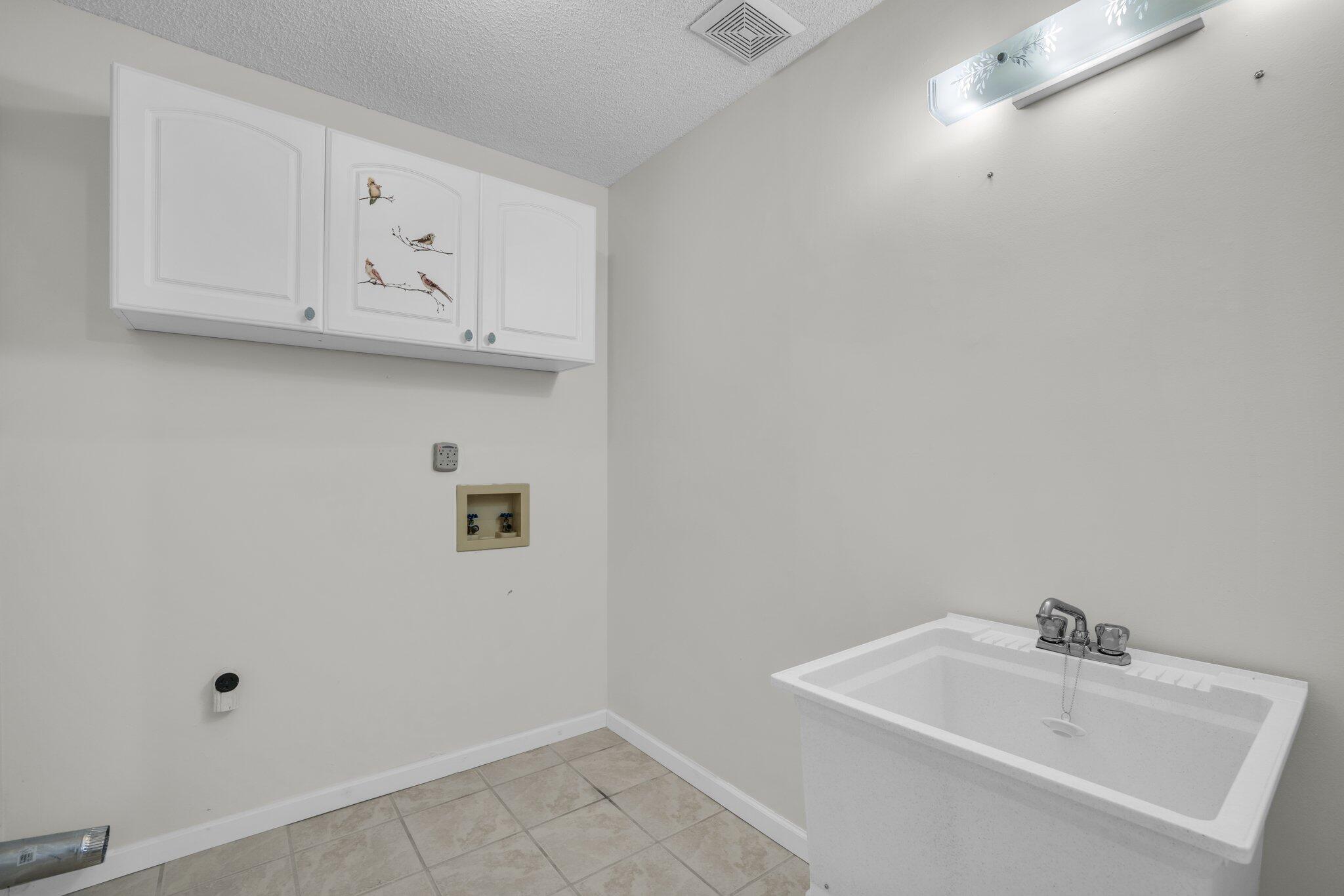 377 Stonecrest Circle