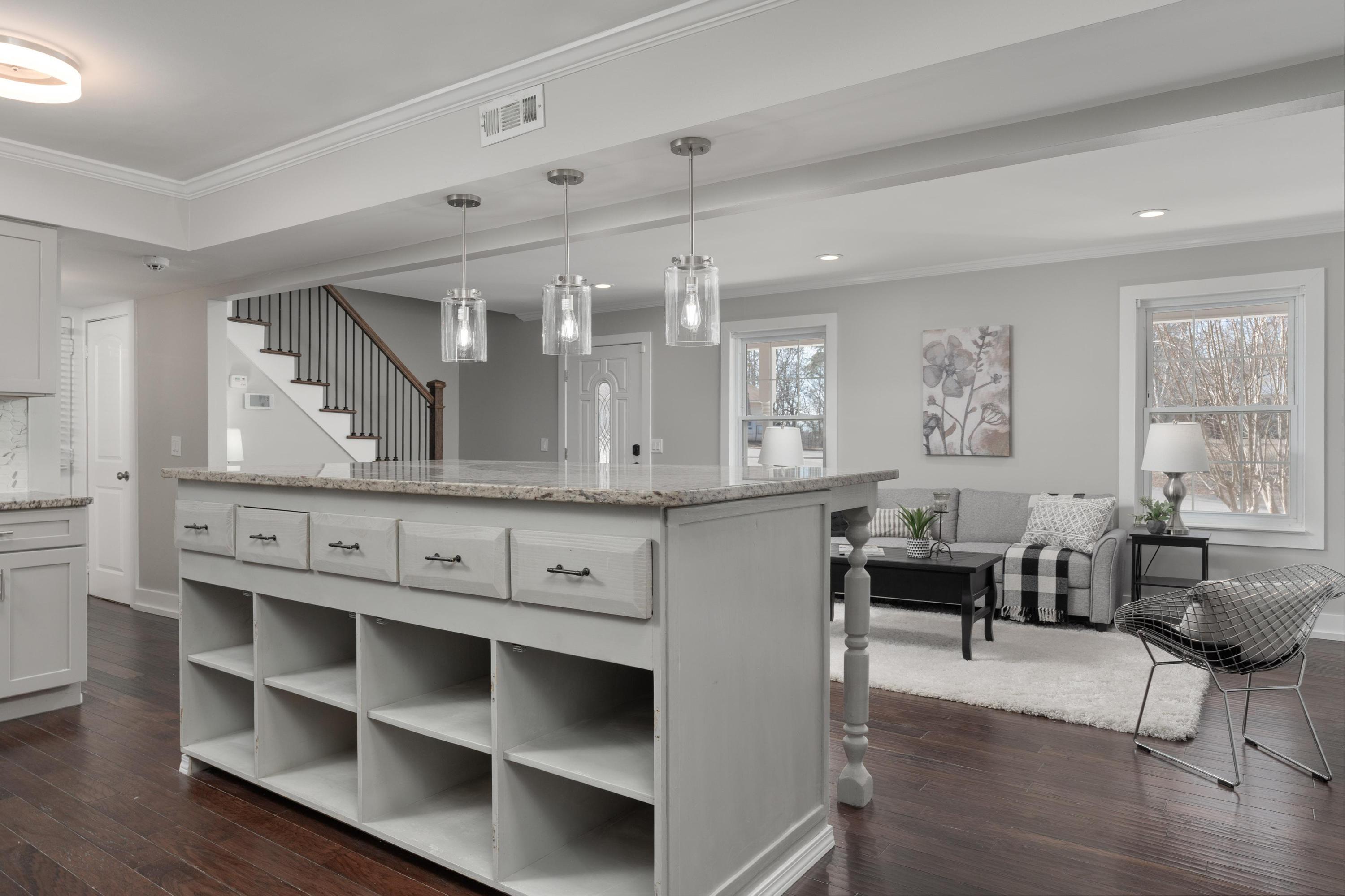 121 Browndale Lane
