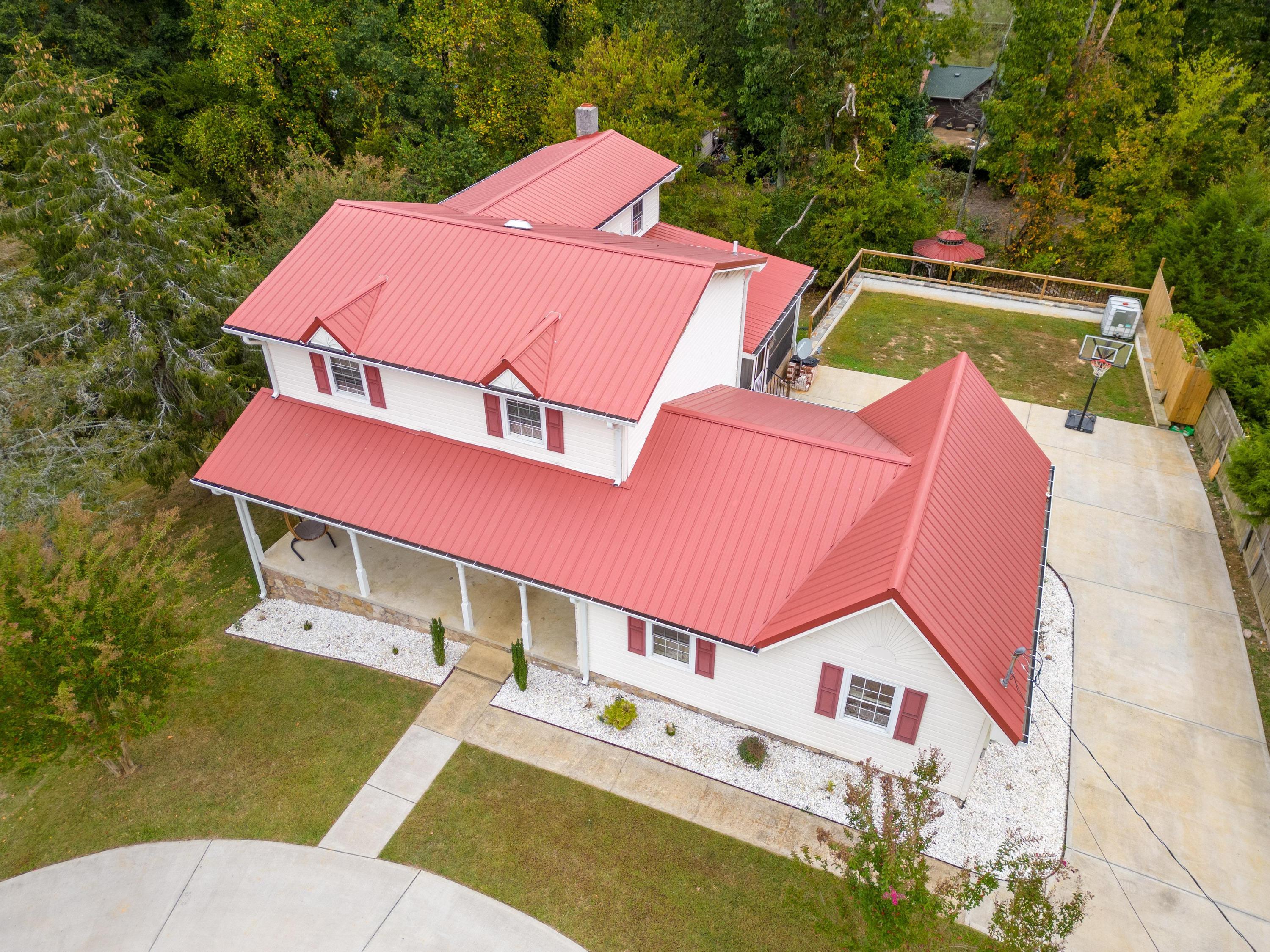 121 Browndale Lane