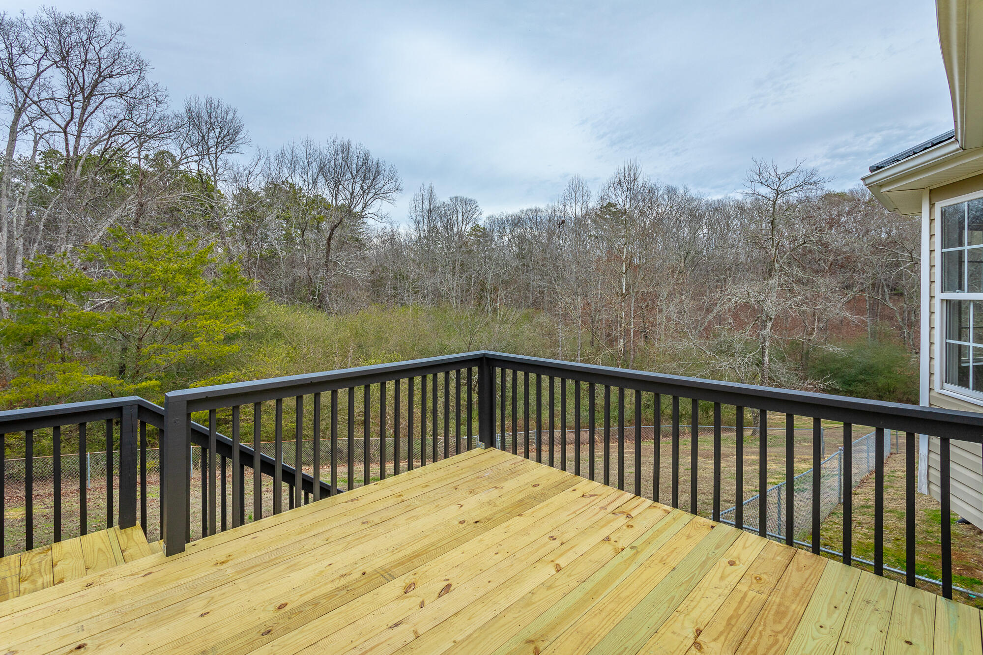 2214 N Fork Dr