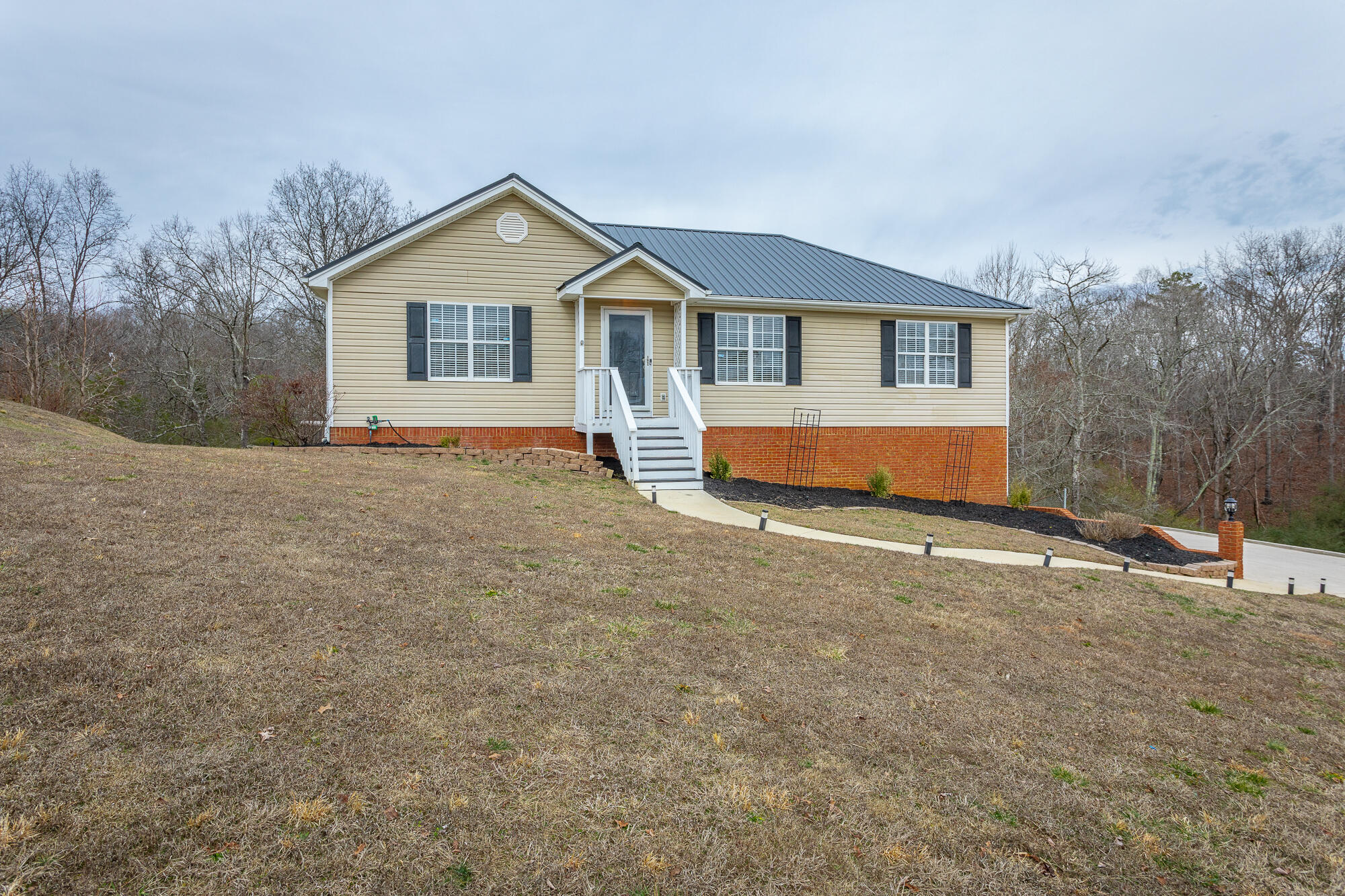 2214 N Fork Dr
