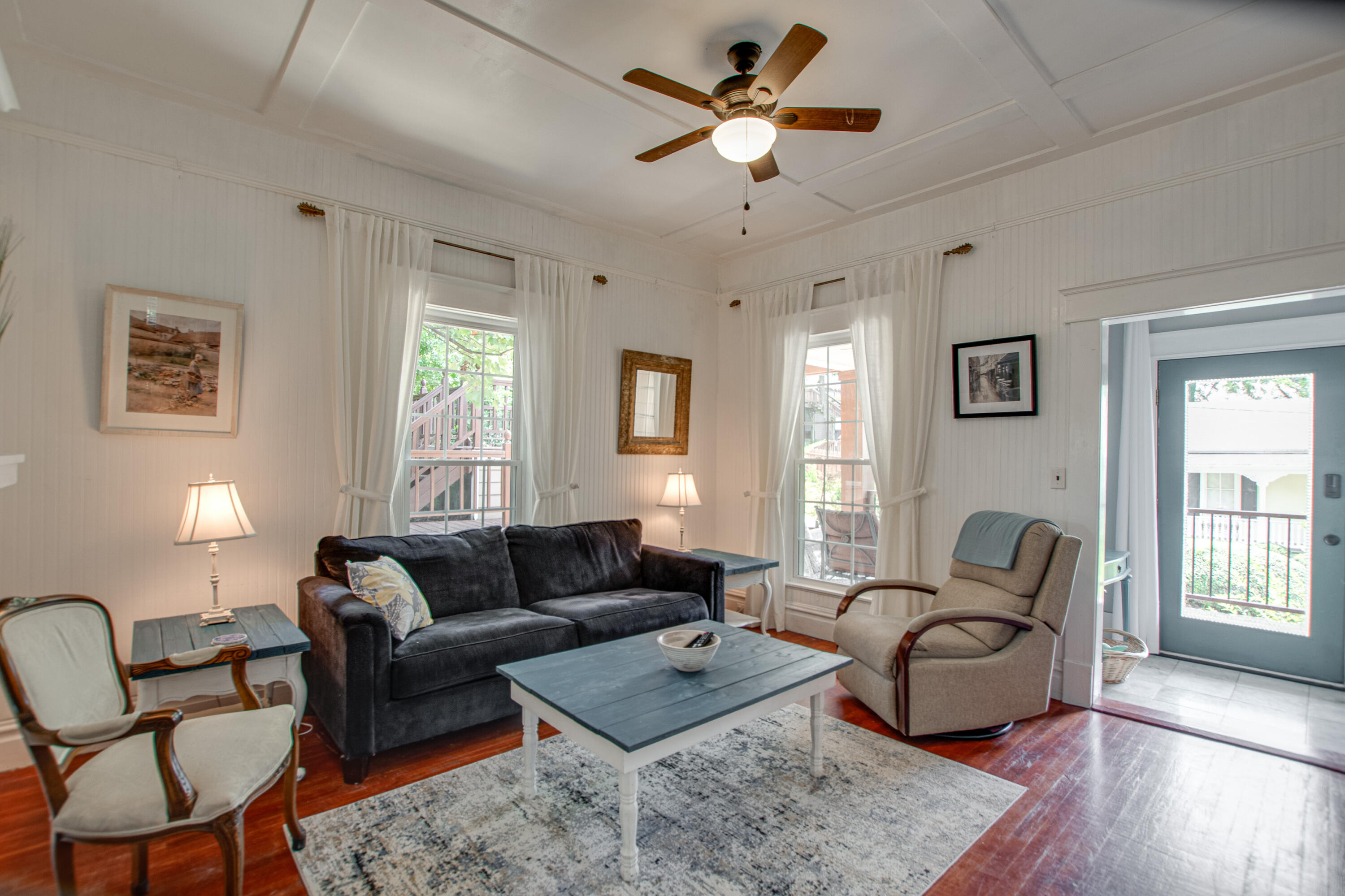 111 Abernathy Street