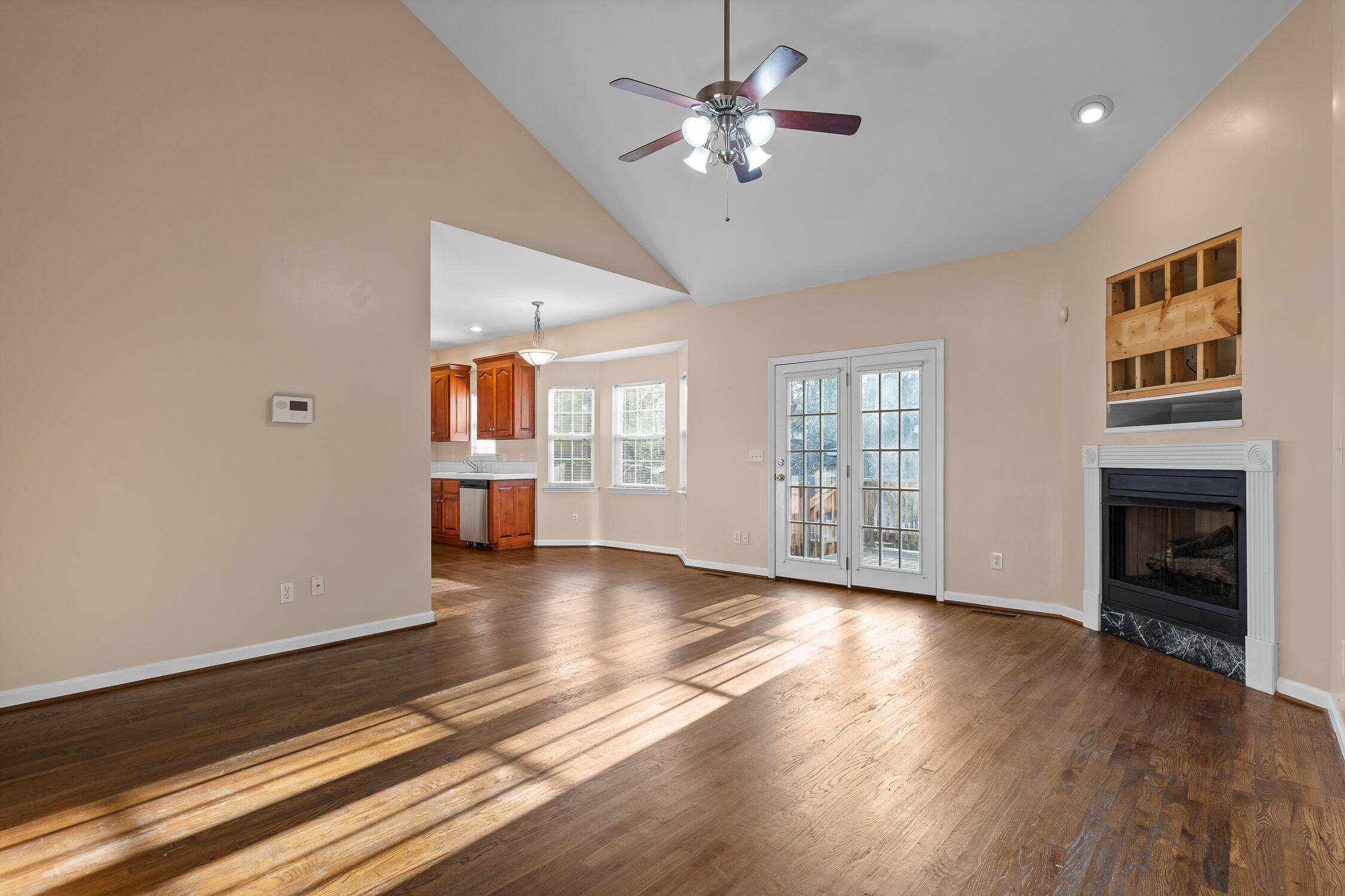 738 S Seminole Dr