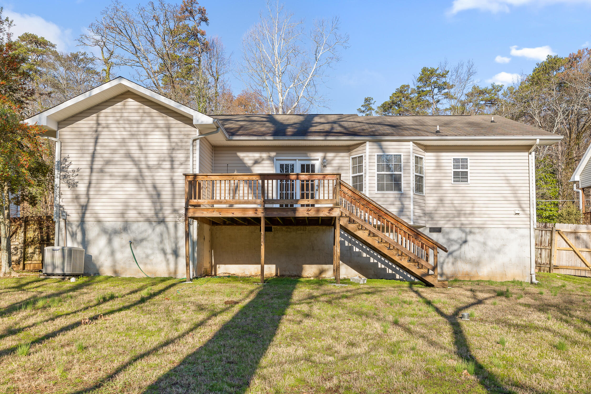 738 S Seminole Dr