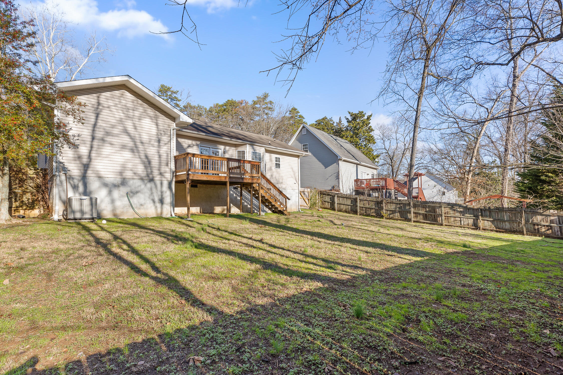 738 S Seminole Dr