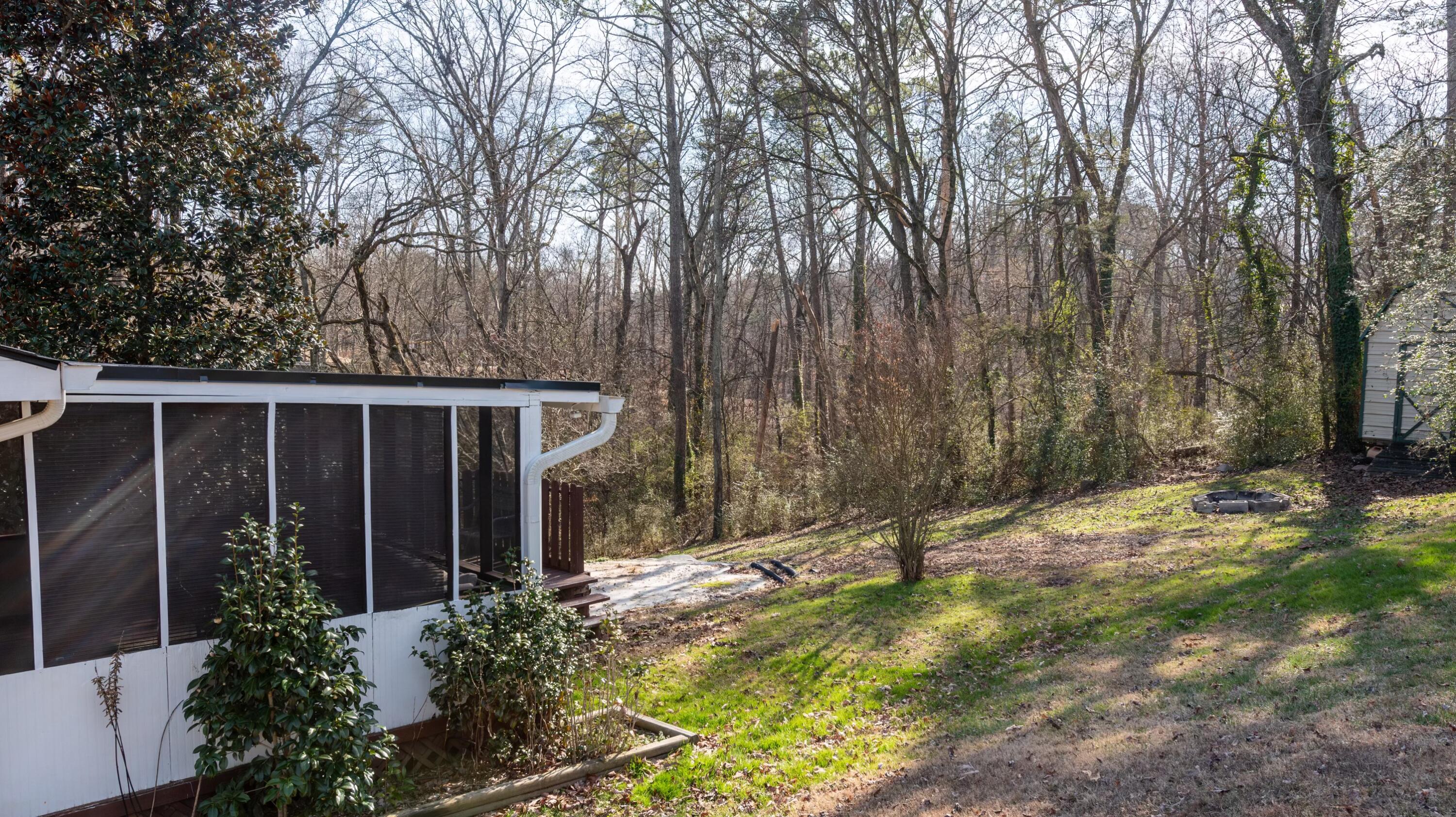 172 Hickory Cir