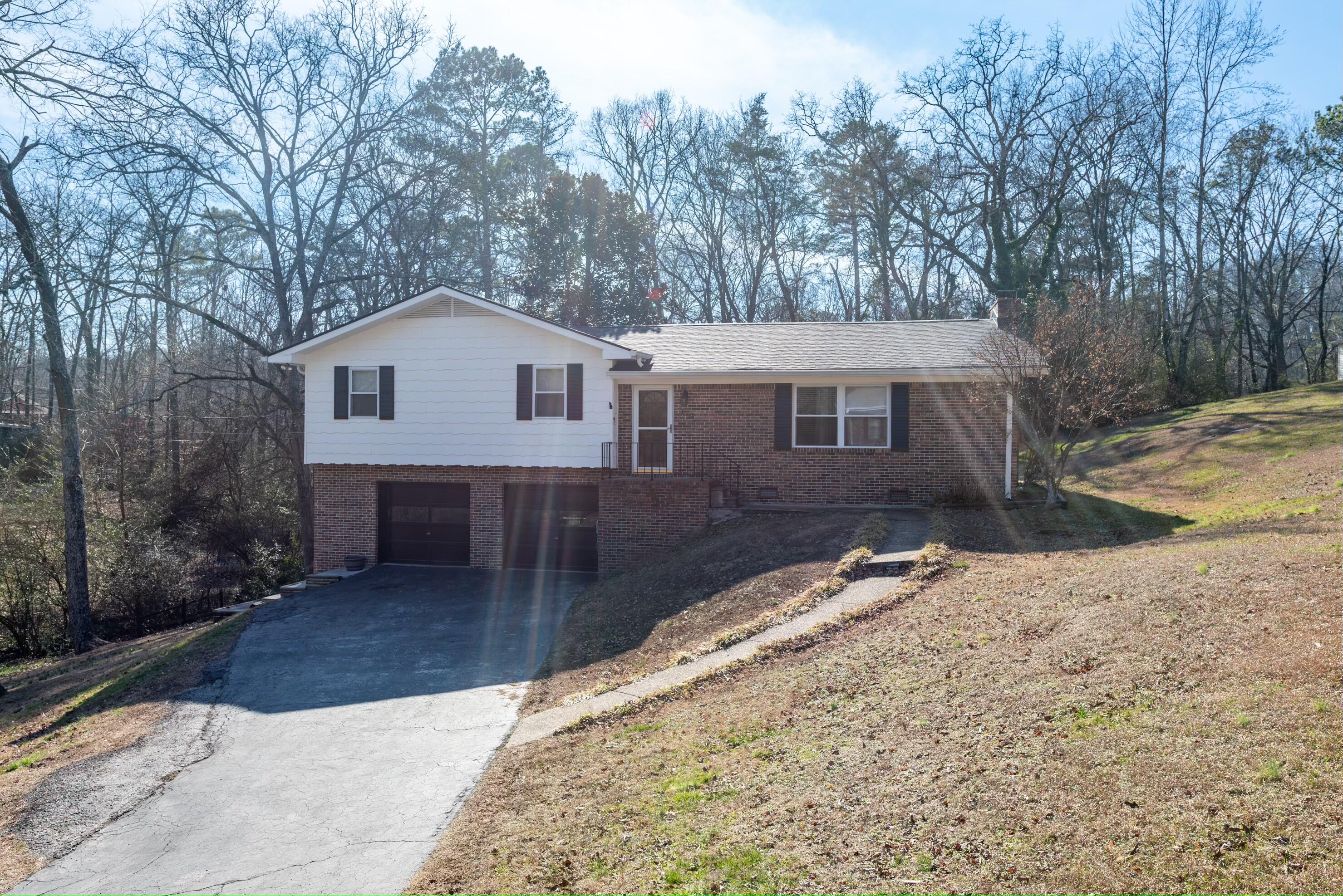 172 Hickory Cir