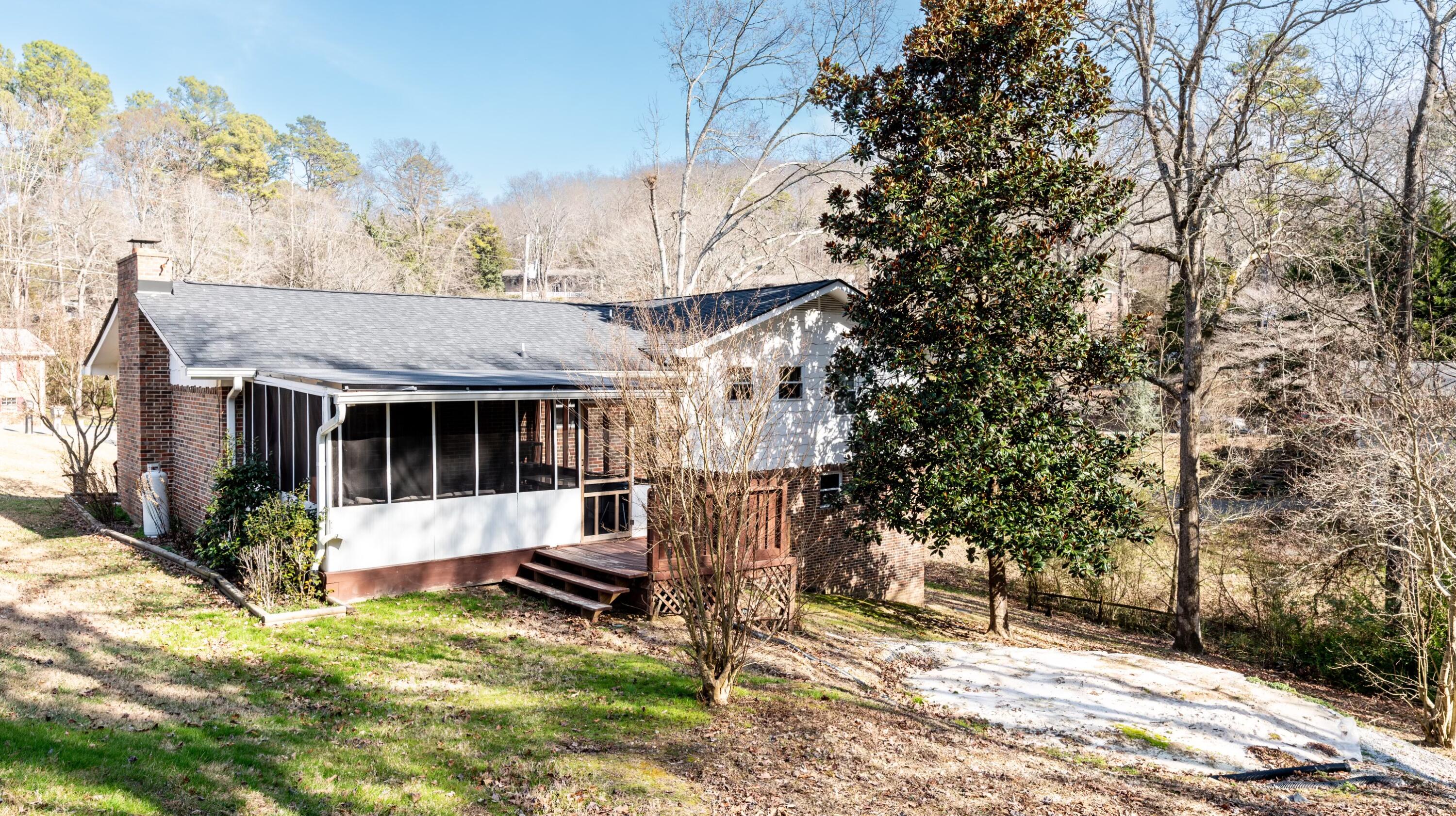 172 Hickory Cir