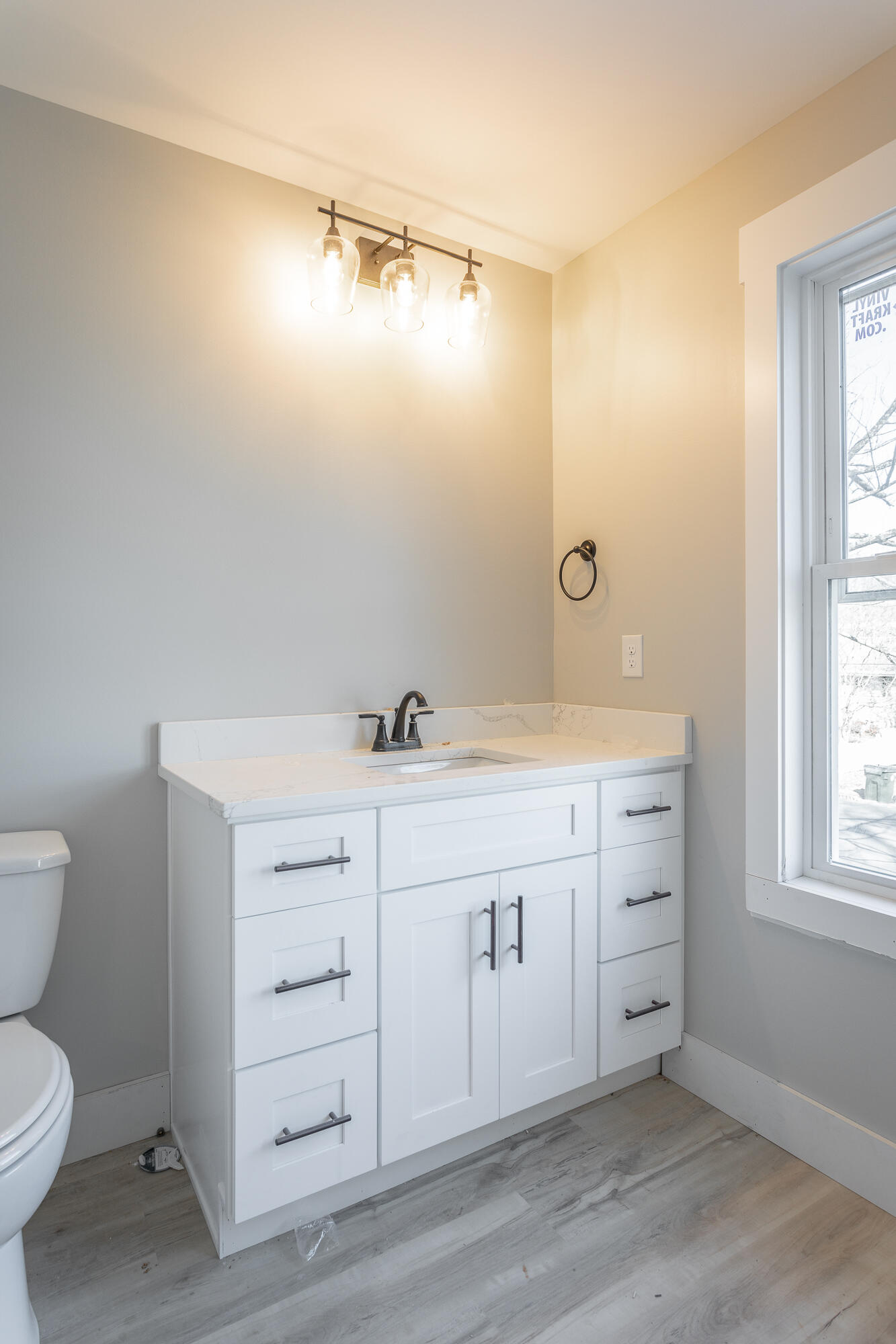 20 Phillips Dr